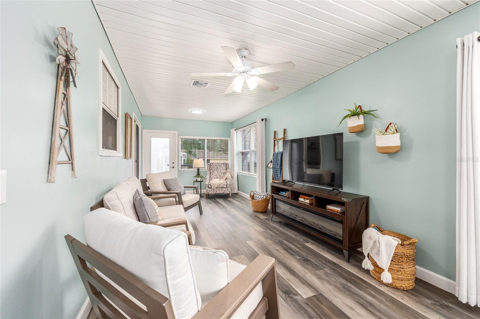 Image 28 of 50 For 4504 32nd Street