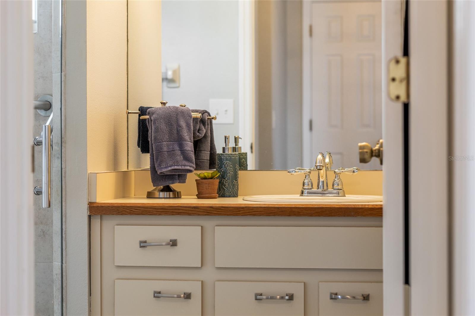 Image 31 of 50 For 4504 32nd Street