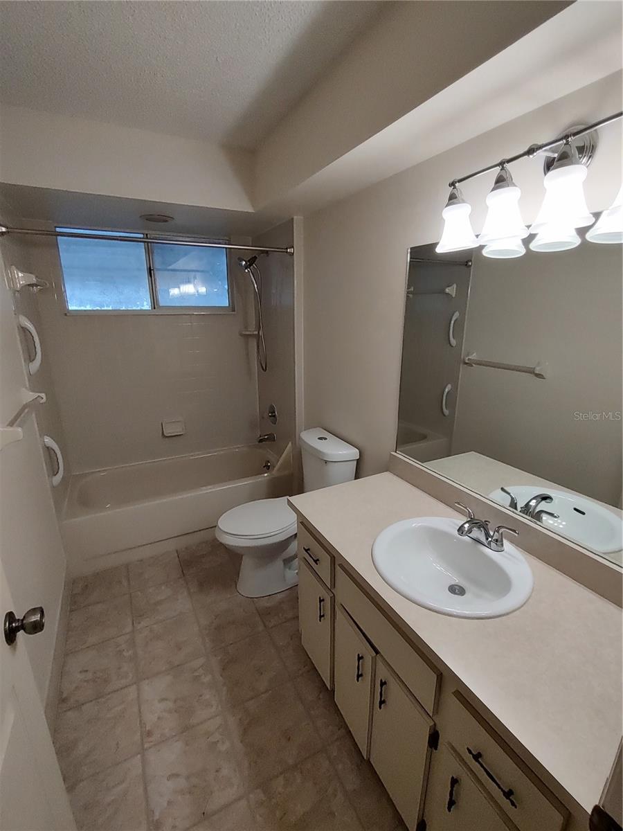 Image 18 of 22 For 8435 109th Lane