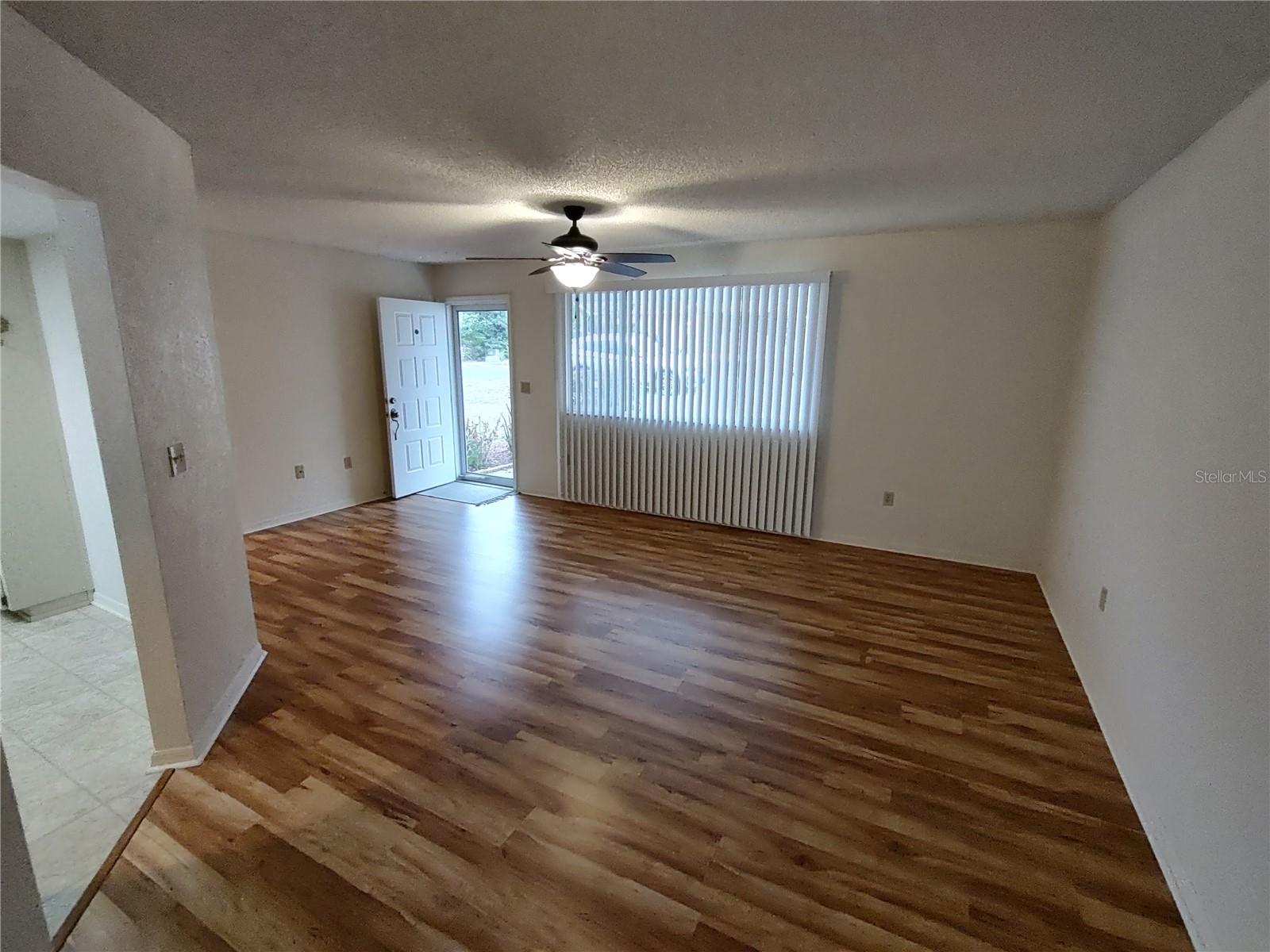 Image 3 of 22 For 8435 109th Lane