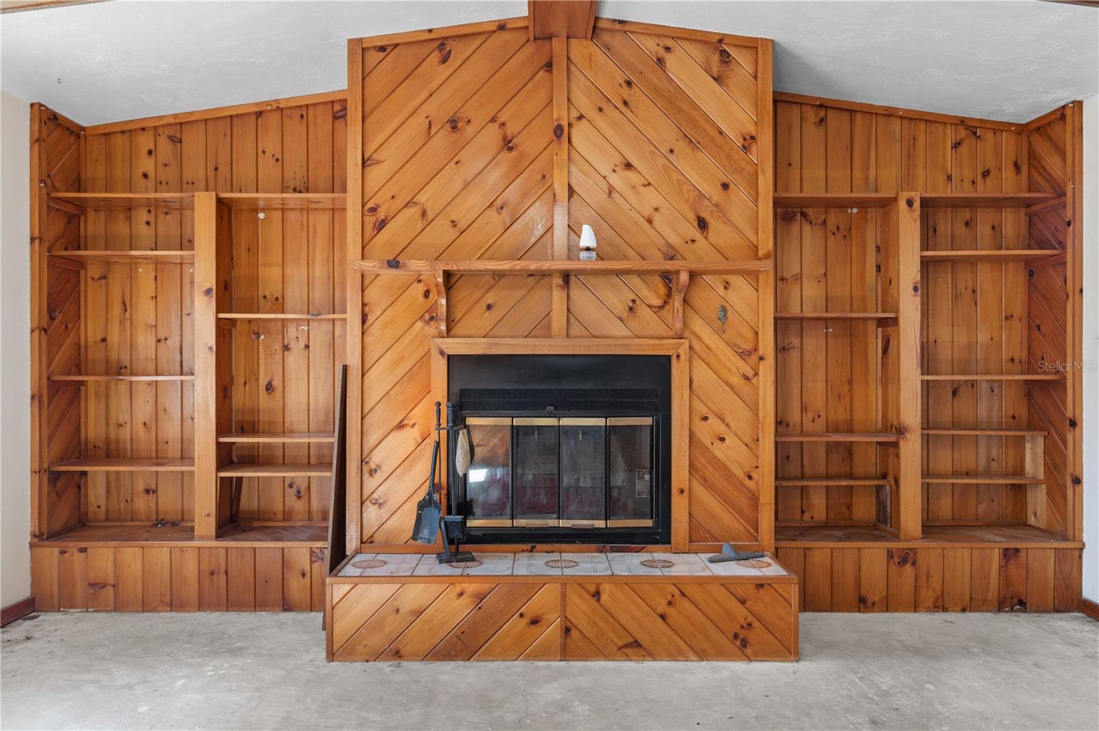 Image 17 of 36 For 4140 25th Avenue