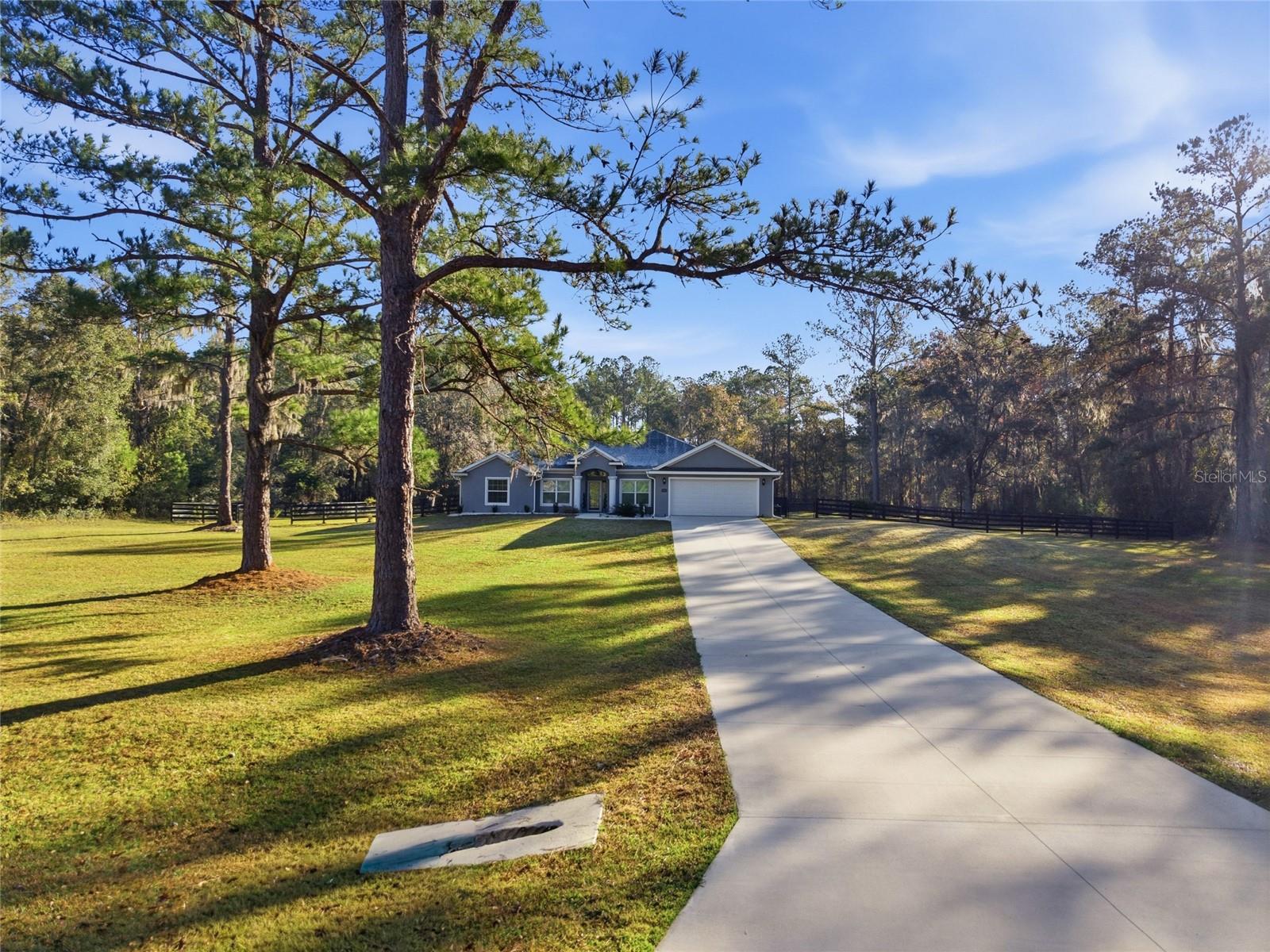 Image 15 of 60 For 14377 141st Avenue