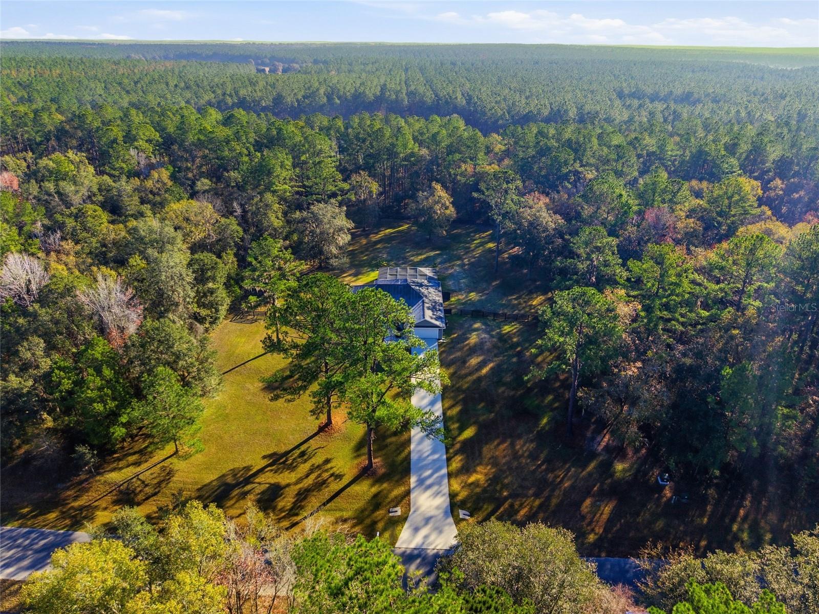 Image 17 of 60 For 14377 141st Avenue