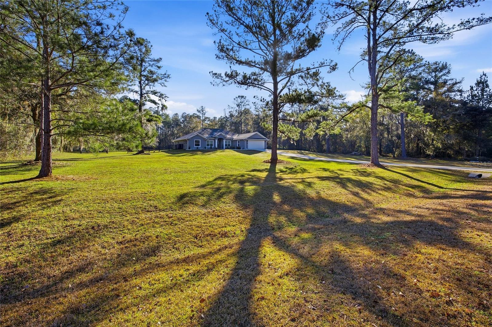 Image 26 of 60 For 14377 141st Avenue