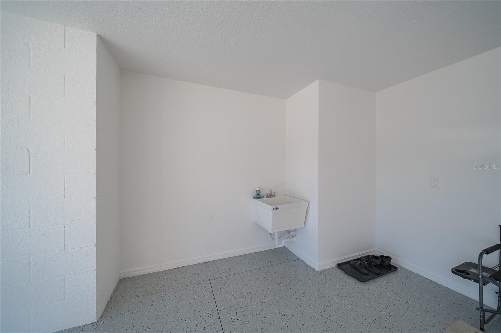 Image 35 of 48 For 11359 Zimmerman Path