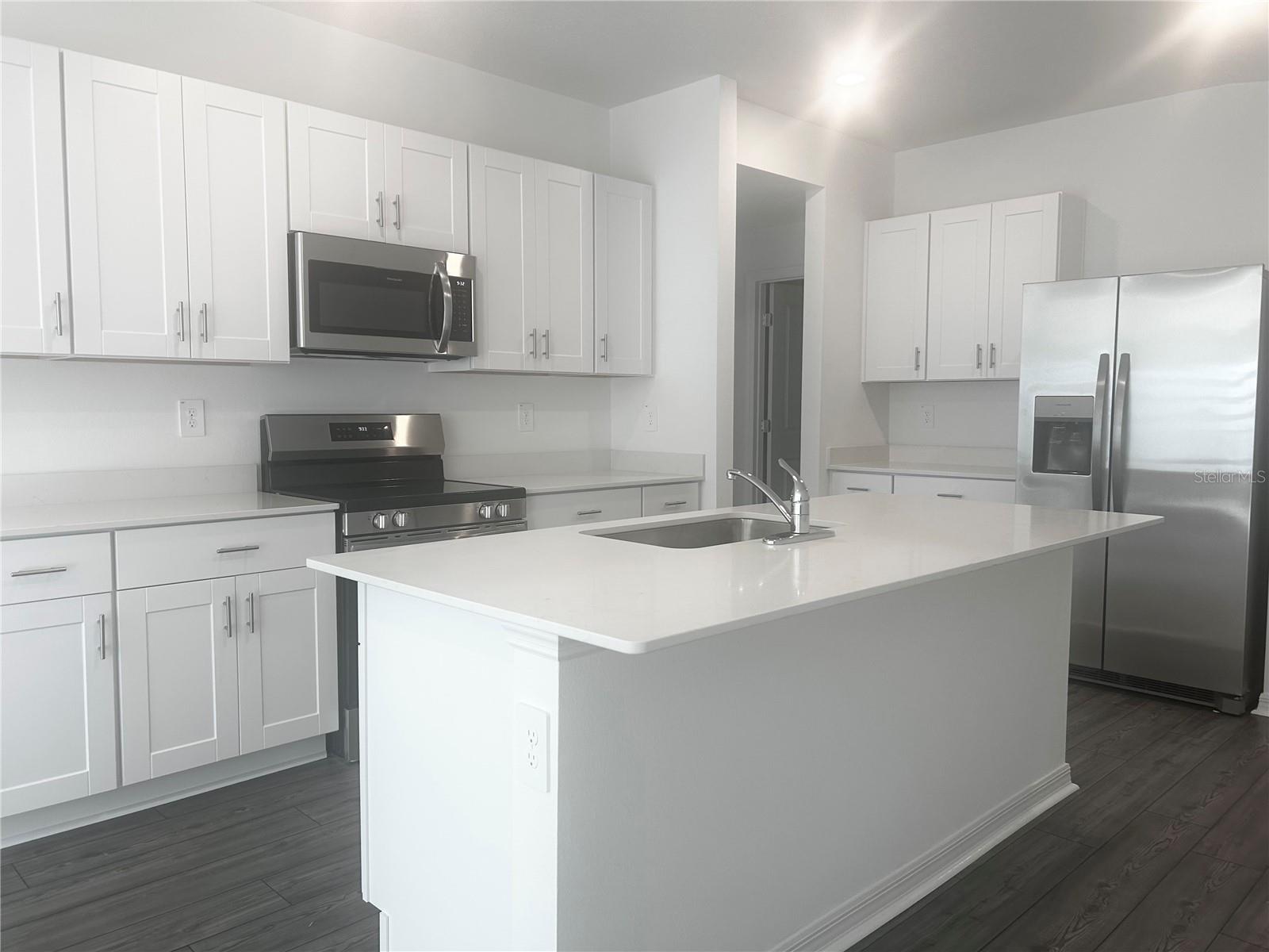 Image 22 of 38 For 3697 32 Court