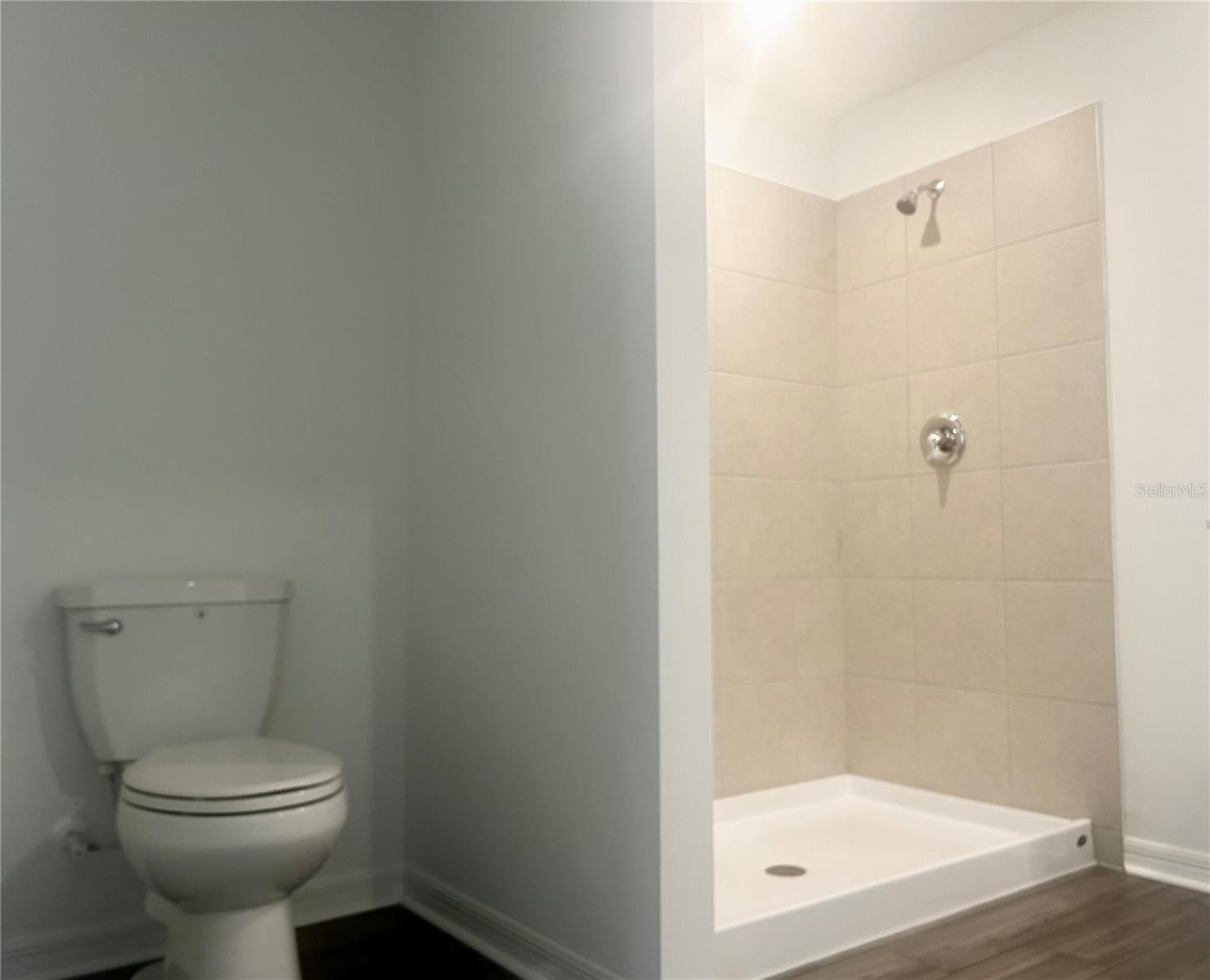 Image 33 of 38 For 3697 32 Court