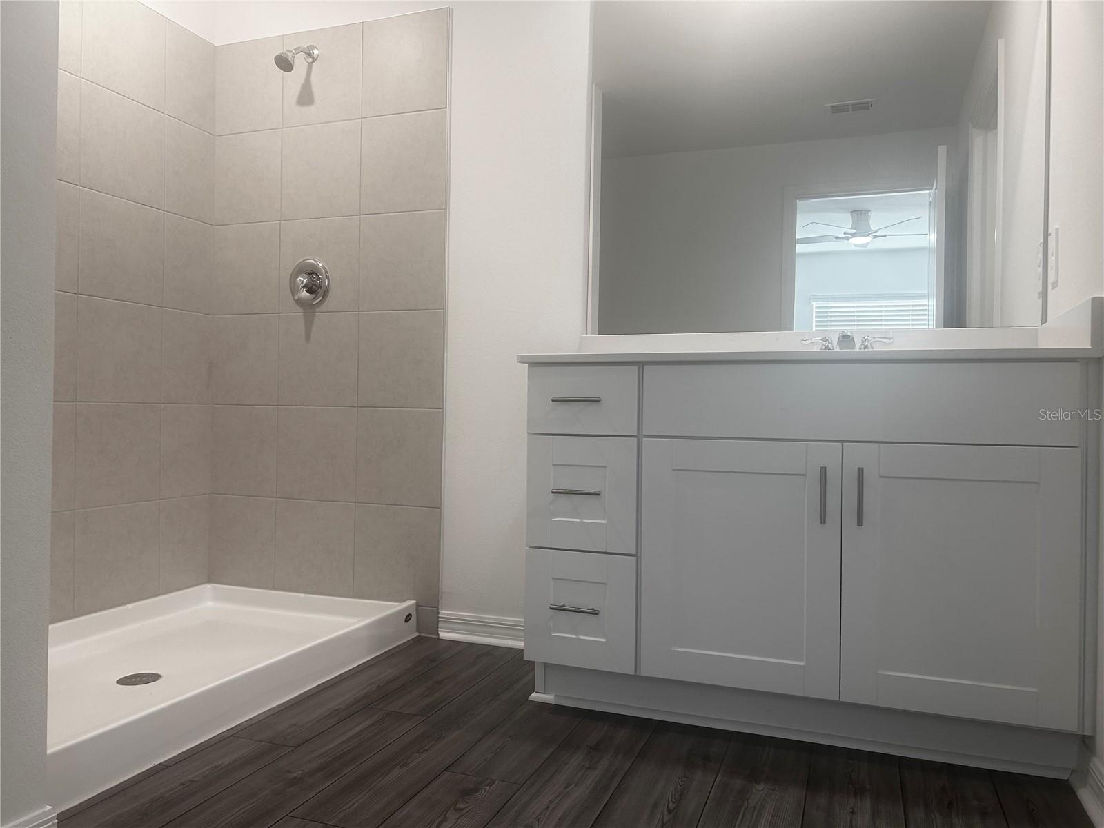 Image 35 of 38 For 3697 32 Court