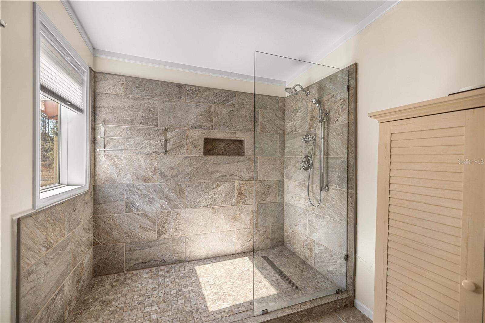 Image 23 of 45 For 5130 137th Avenue