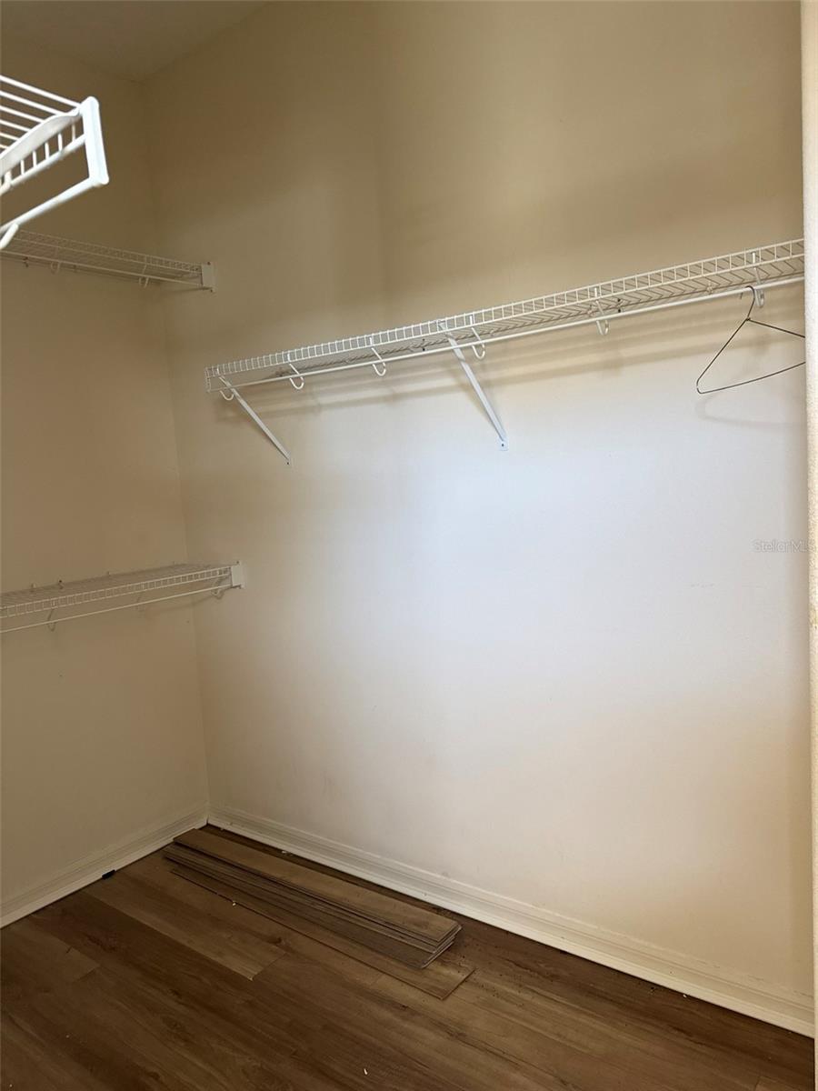 Image 17 of 27 For 15566 11th Terrace Rd