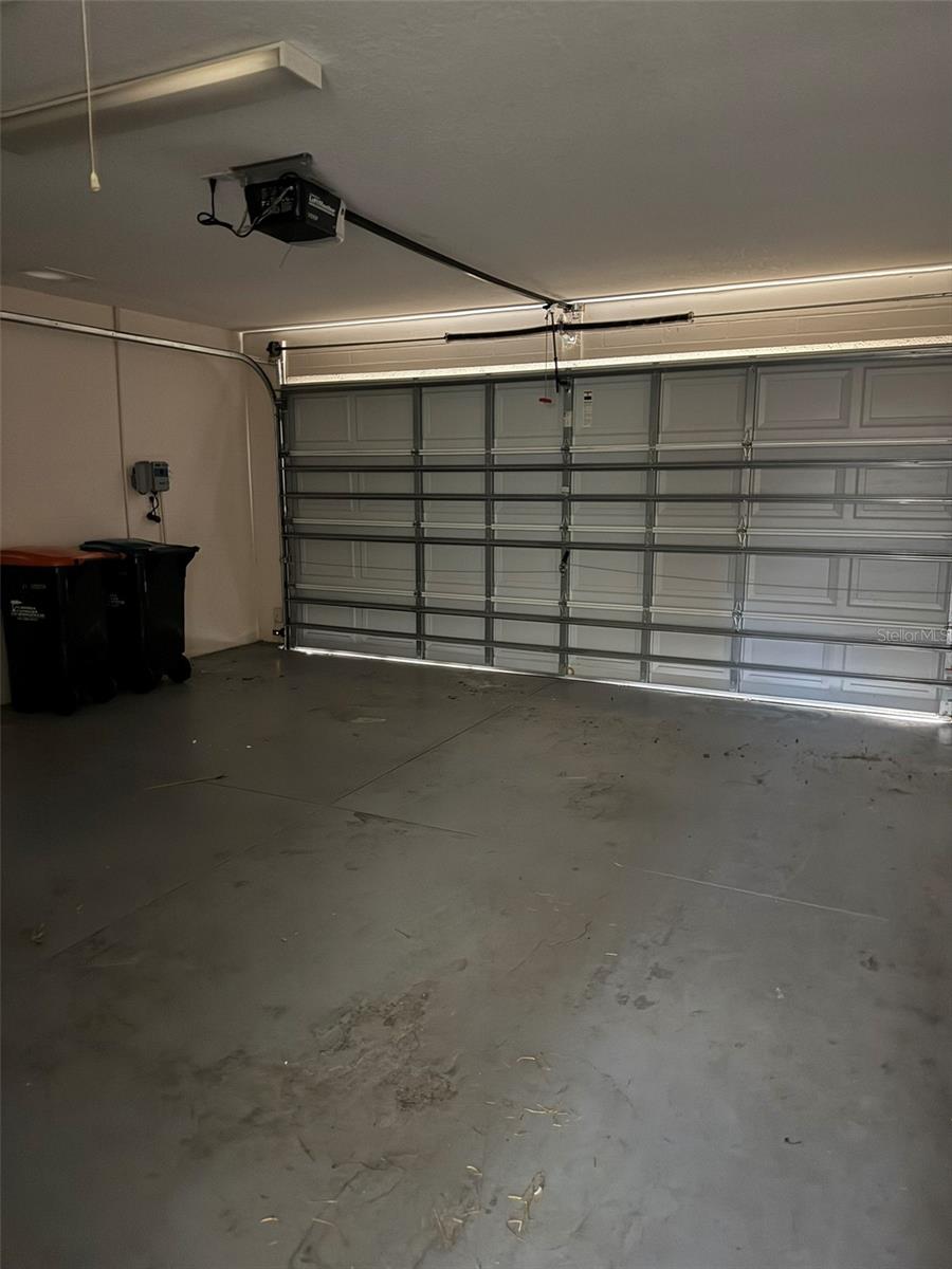 Image 18 of 27 For 15566 11th Terrace Rd