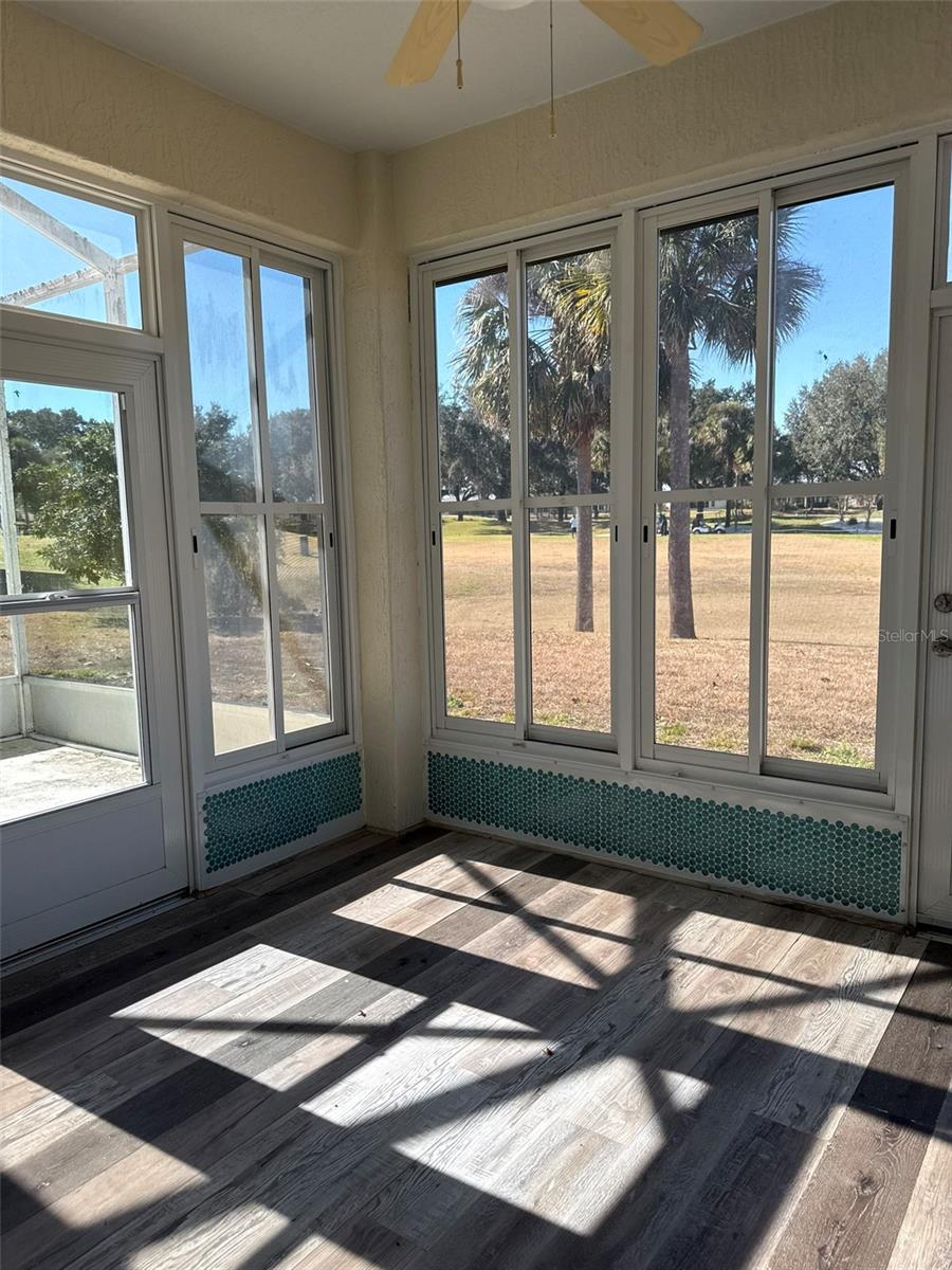 Image 22 of 27 For 15566 11th Terrace Rd