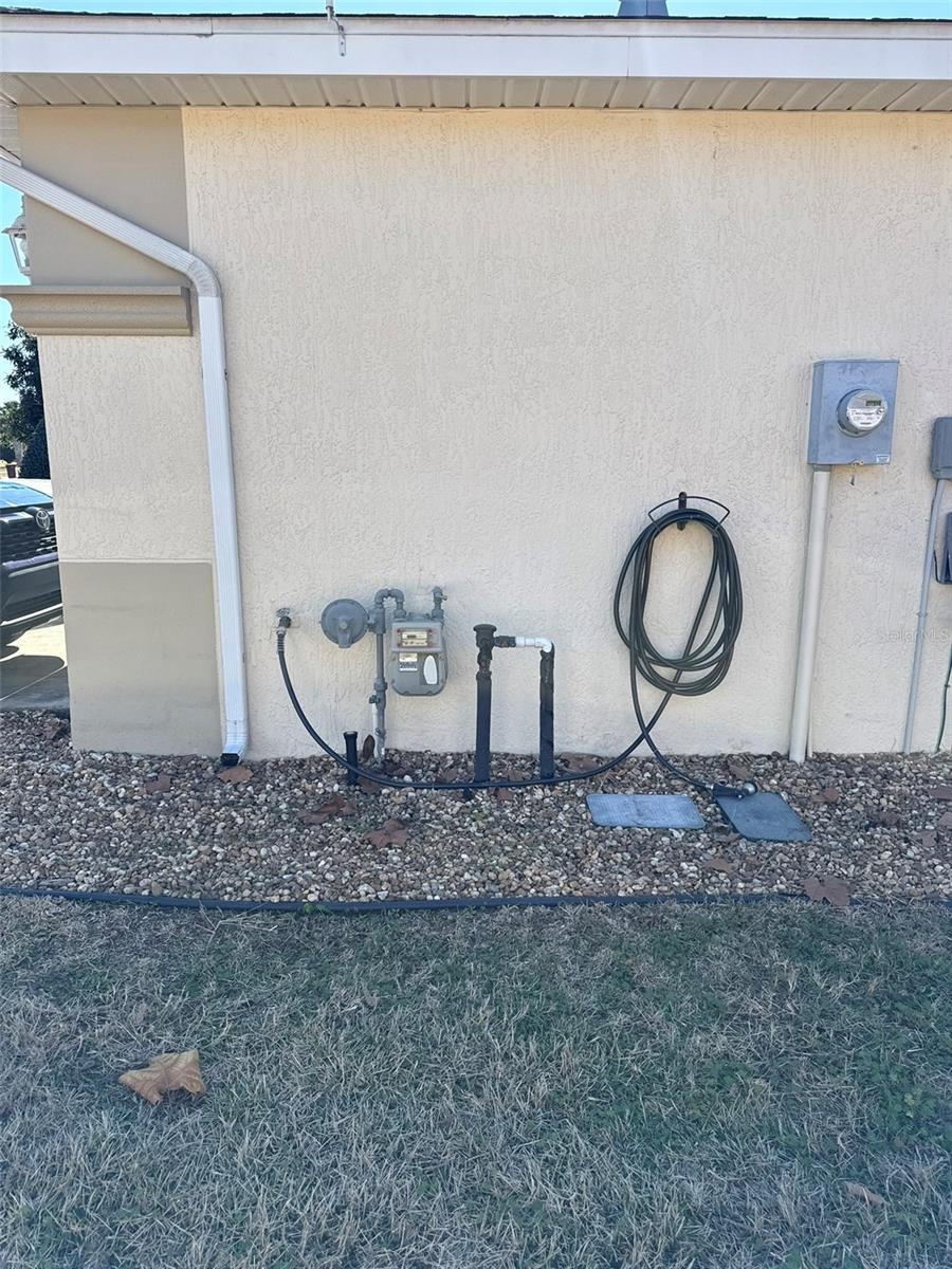 Image 23 of 27 For 15566 11th Terrace Rd