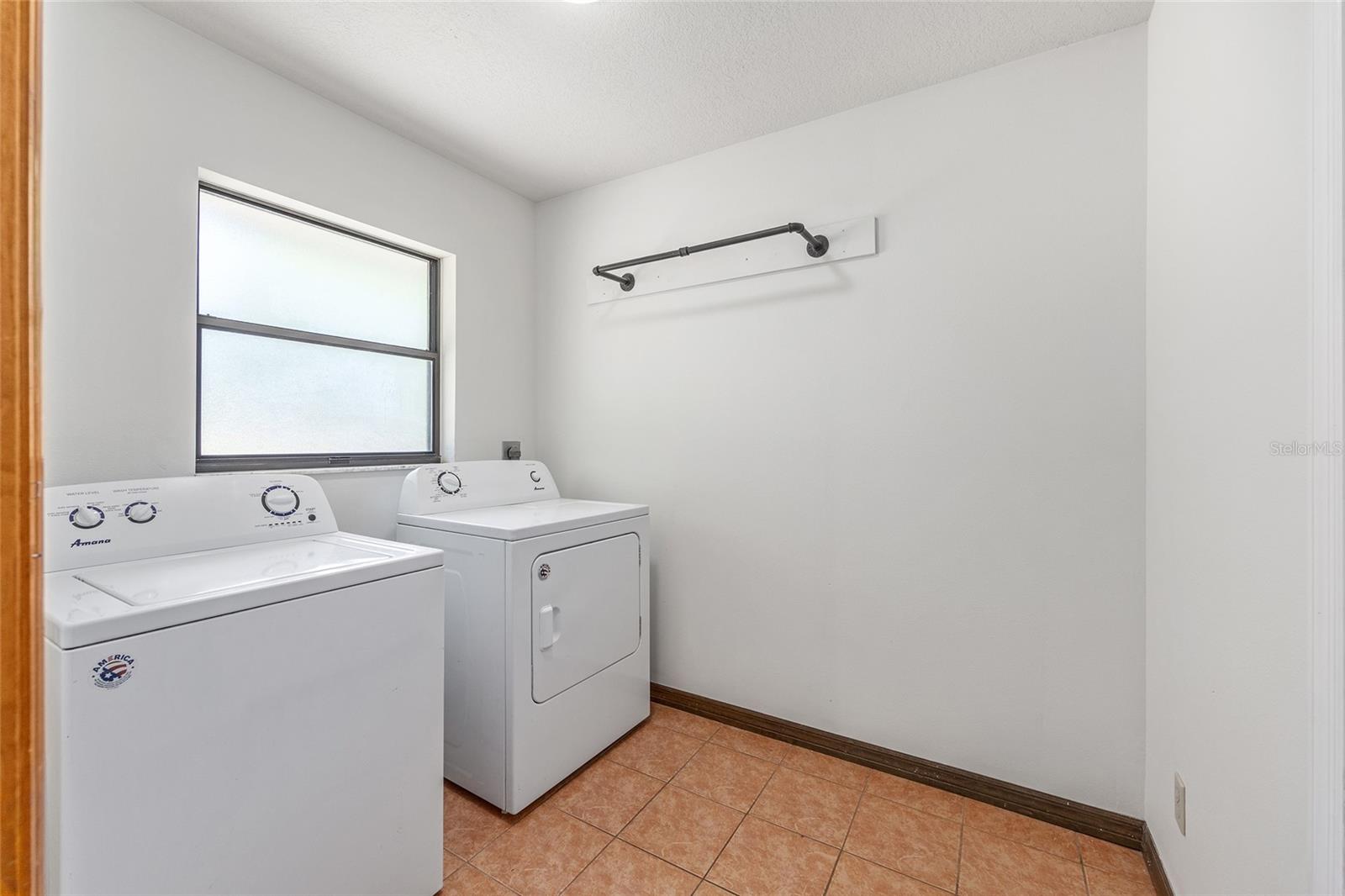 Image 20 of 27 For 6057 39th Avenue