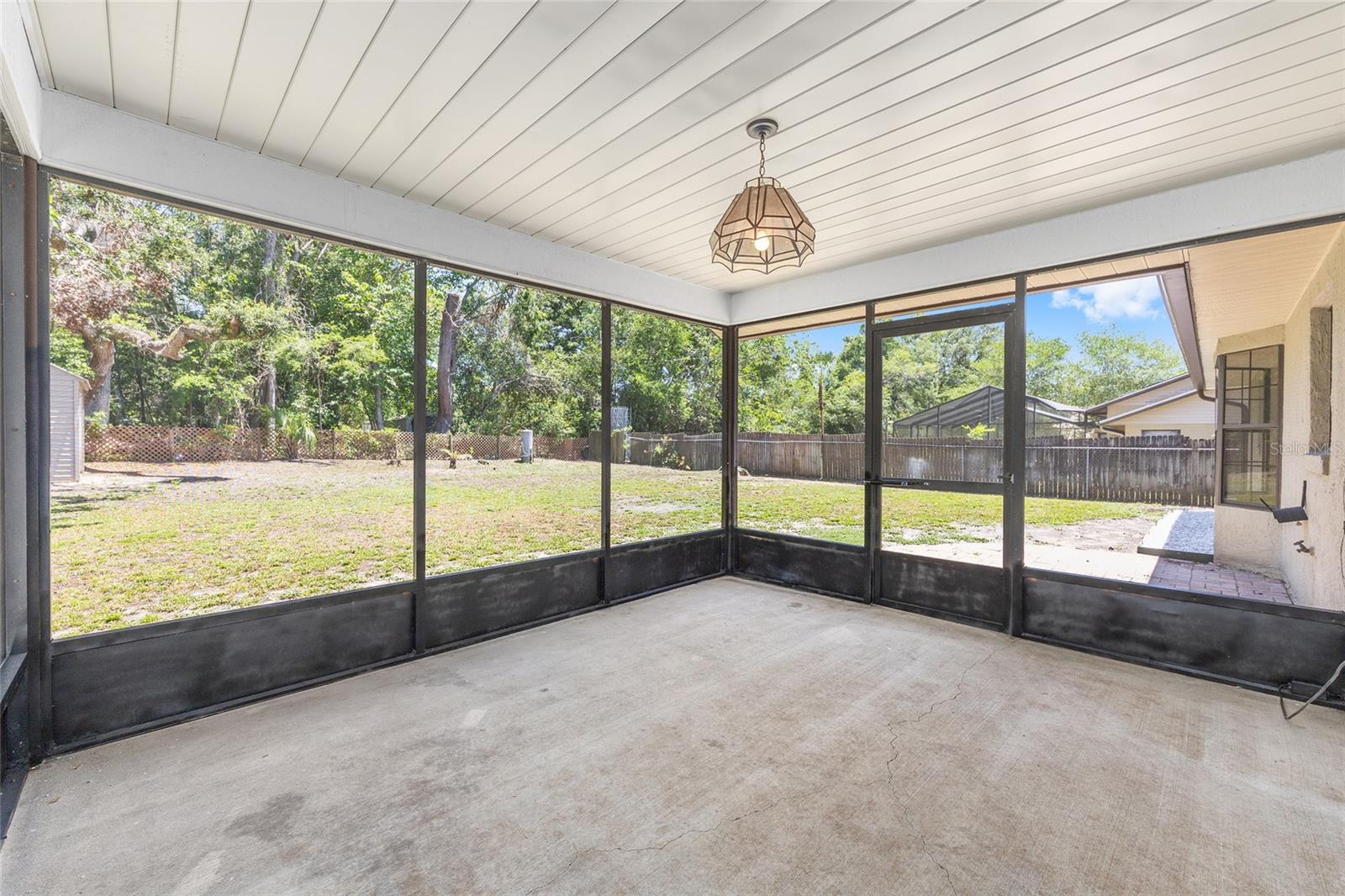 Image 22 of 27 For 6057 39th Avenue