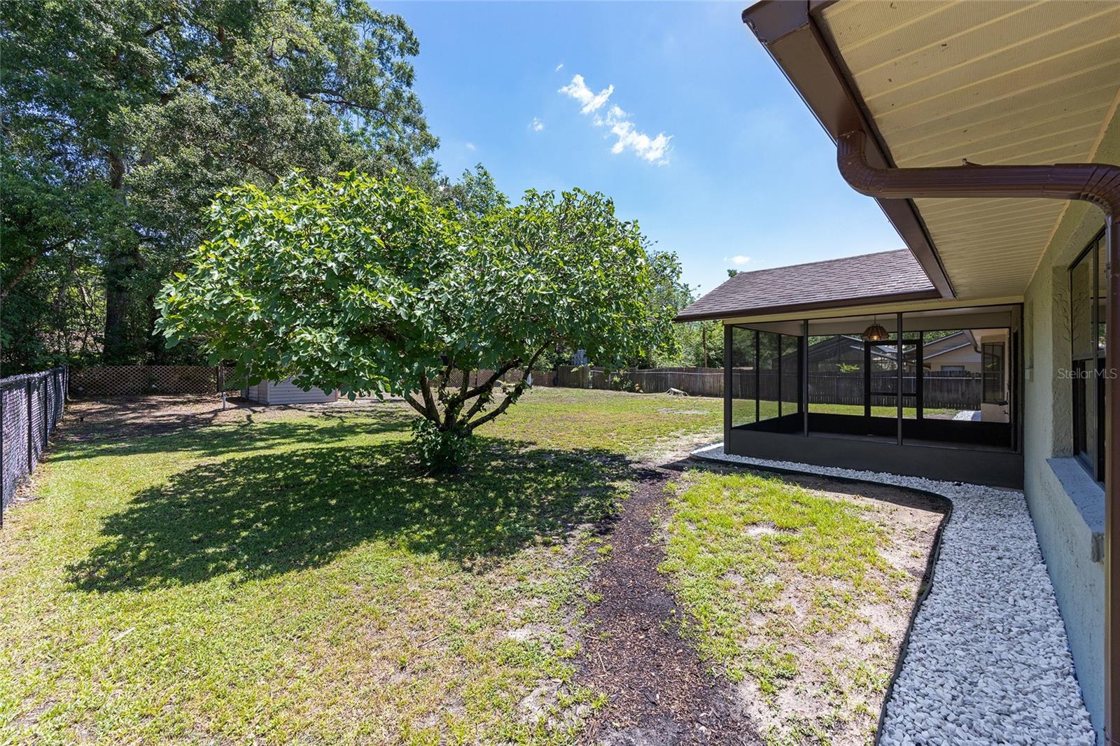 Image 23 of 27 For 6057 39th Avenue