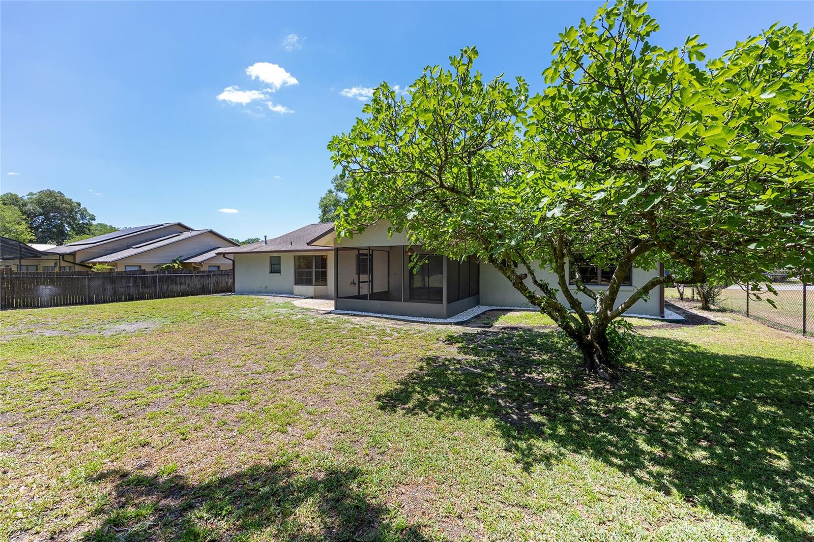 Image 24 of 27 For 6057 39th Avenue