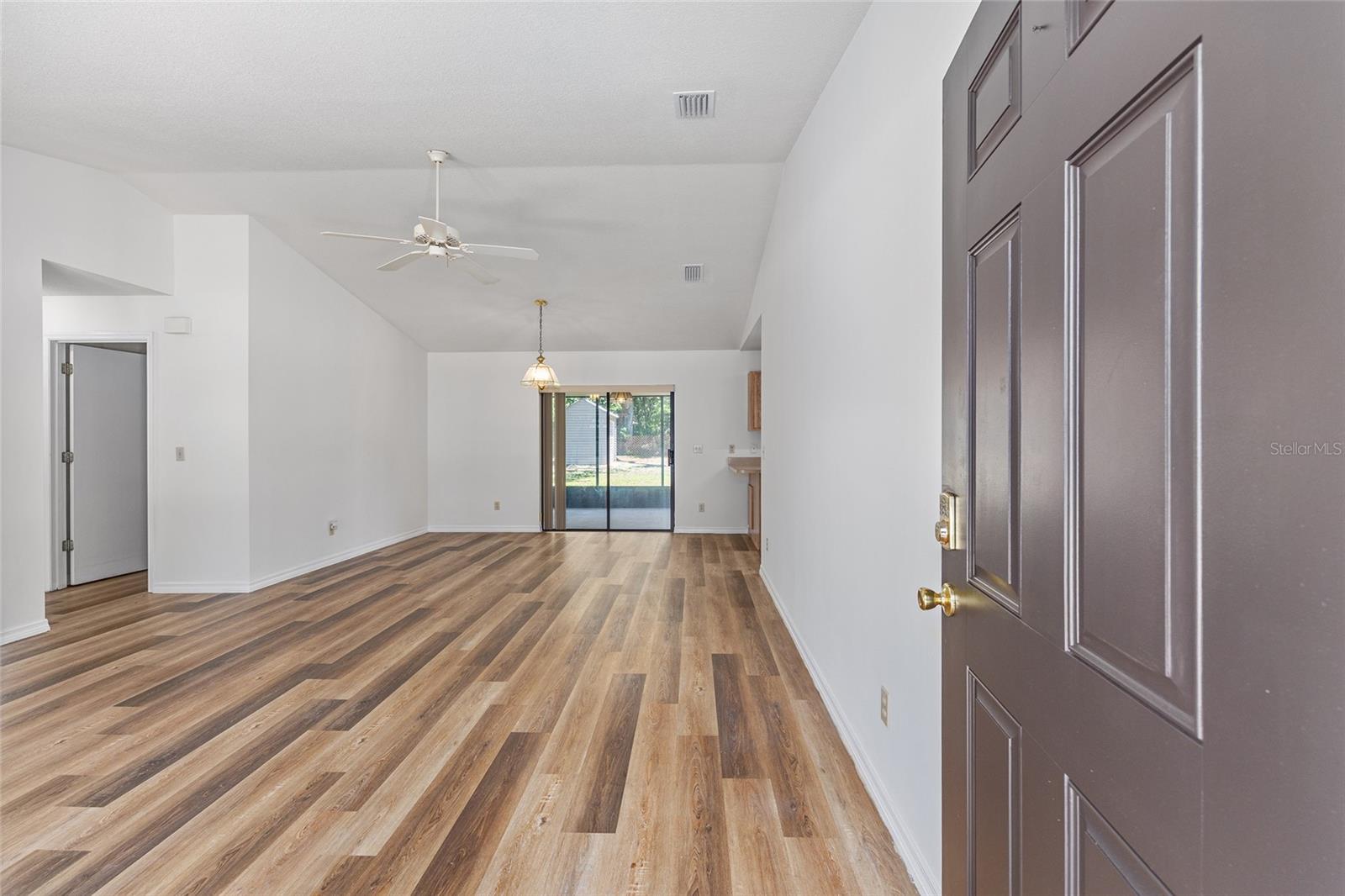 Image 3 of 27 For 6057 39th Avenue