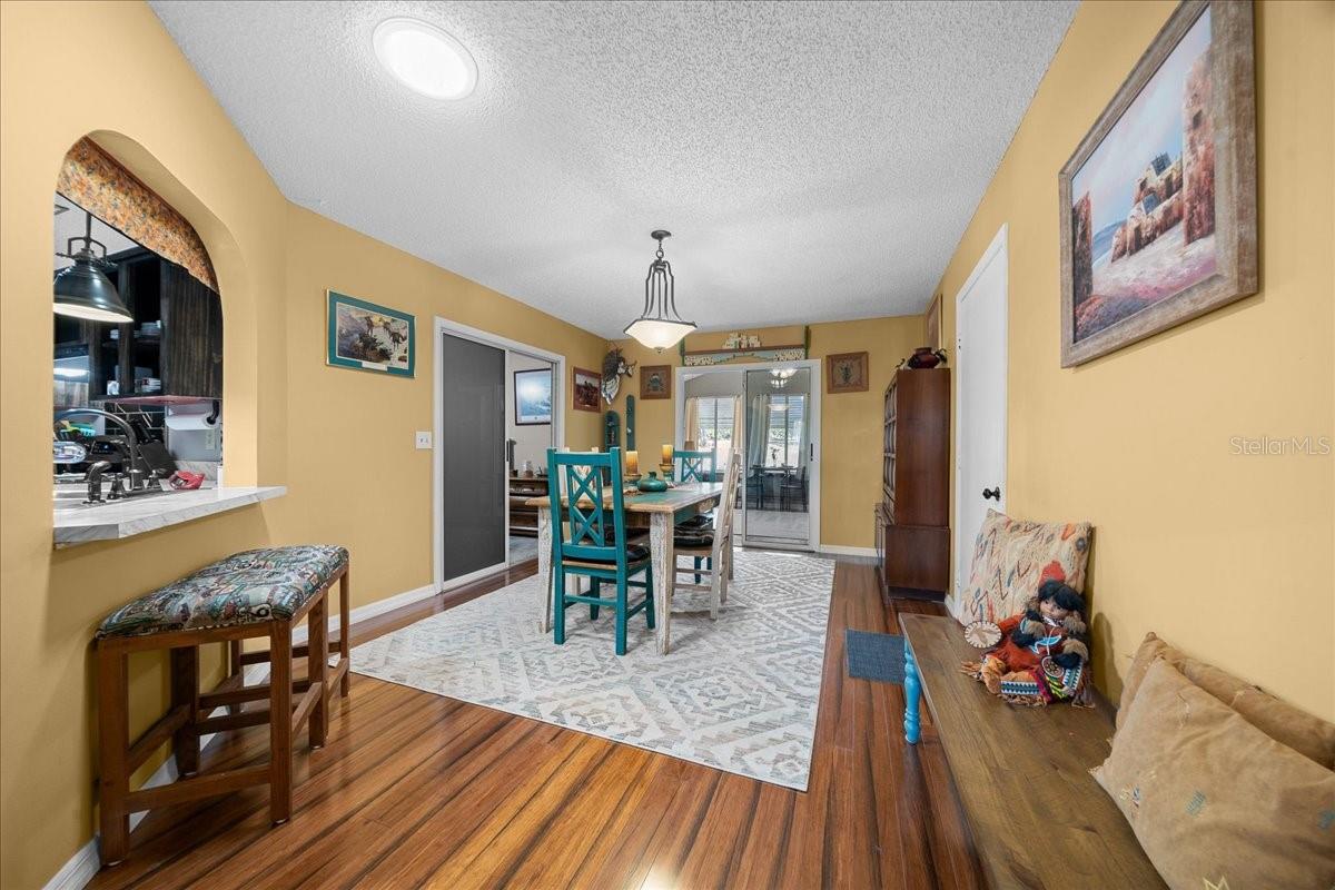 Image 12 of 43 For 10821 87th Terrace