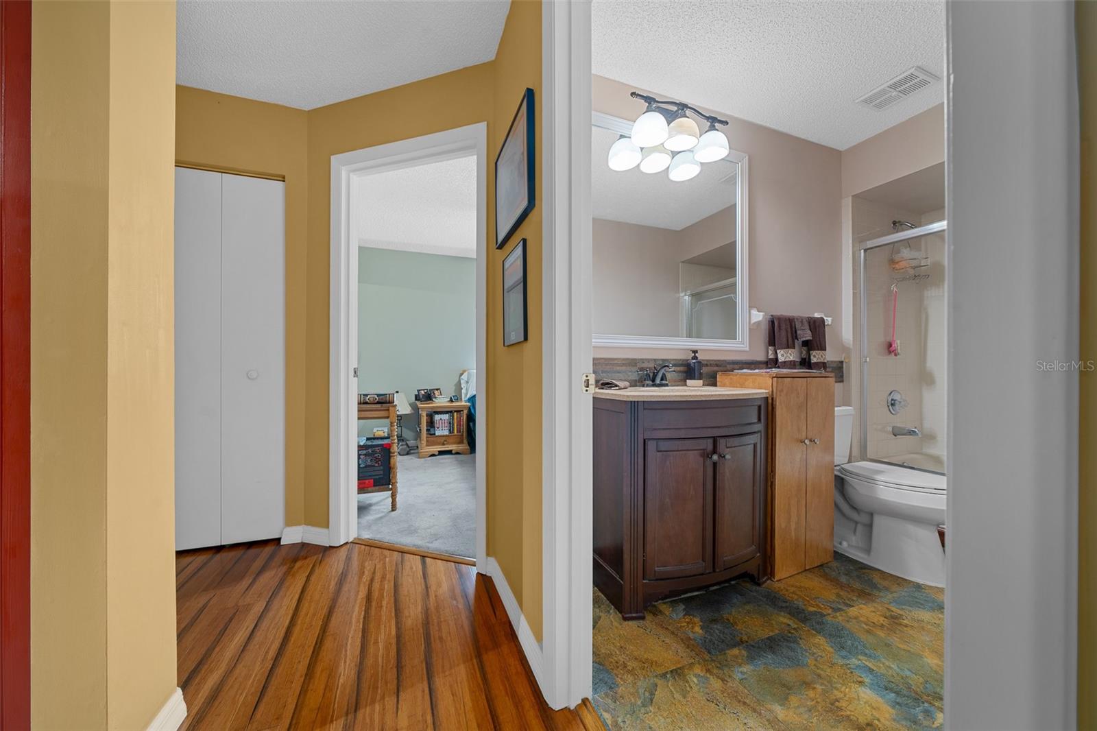 Image 19 of 43 For 10821 87th Terrace