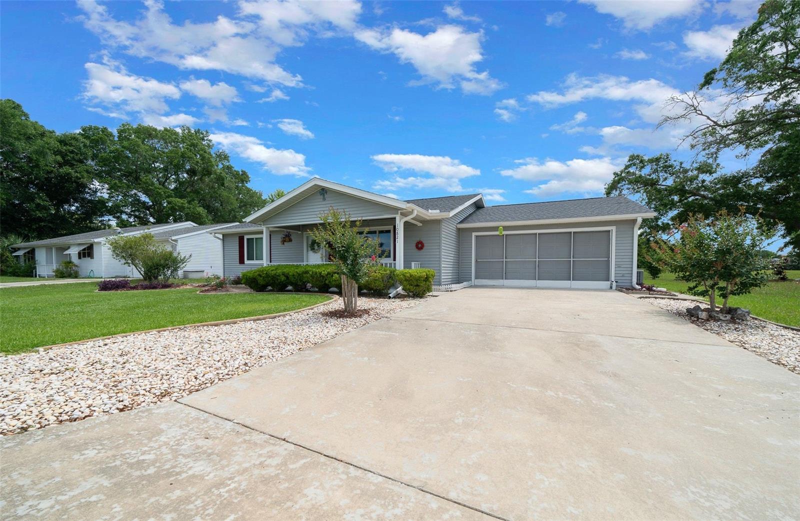 Image 3 of 43 For 10821 87th Terrace