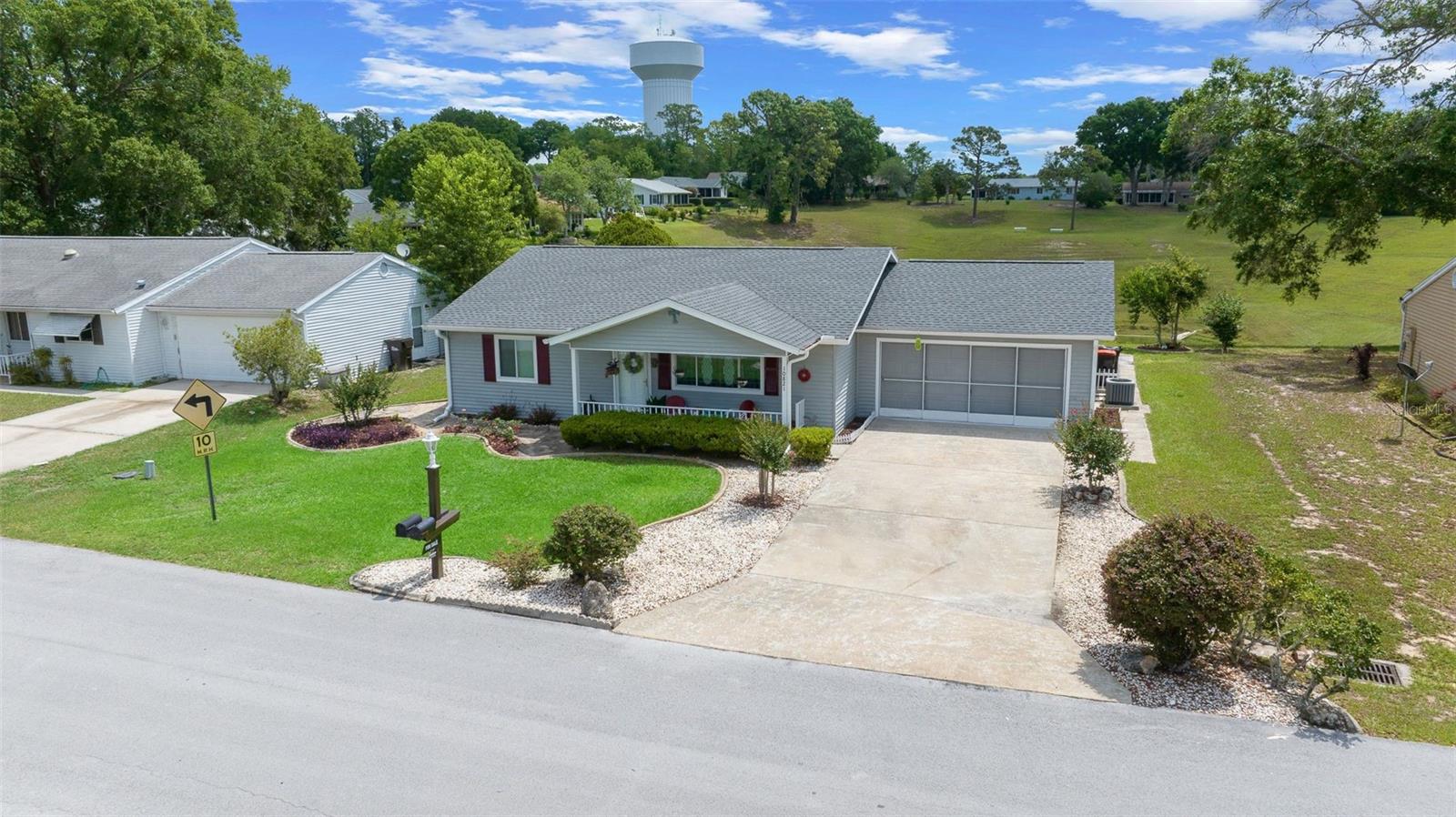 Image 32 of 43 For 10821 87th Terrace