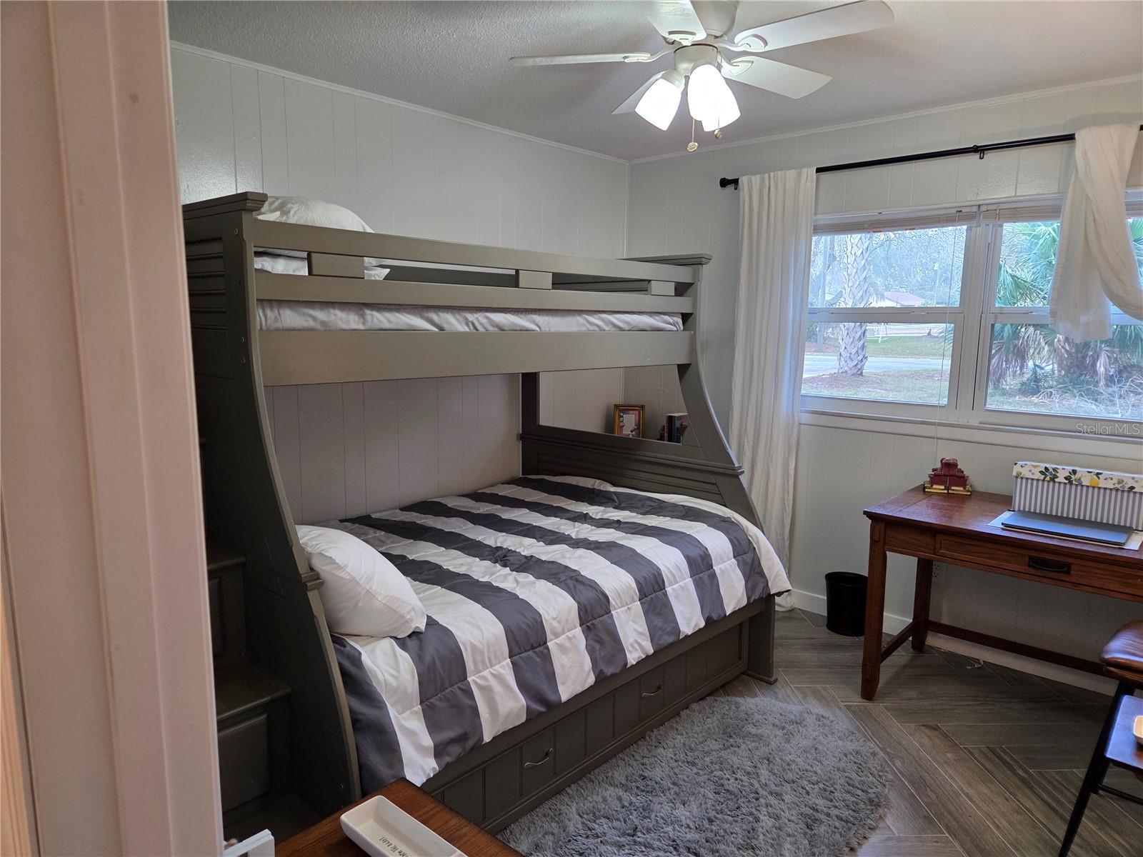 Image 27 of 56 For 6140 18th Avenue