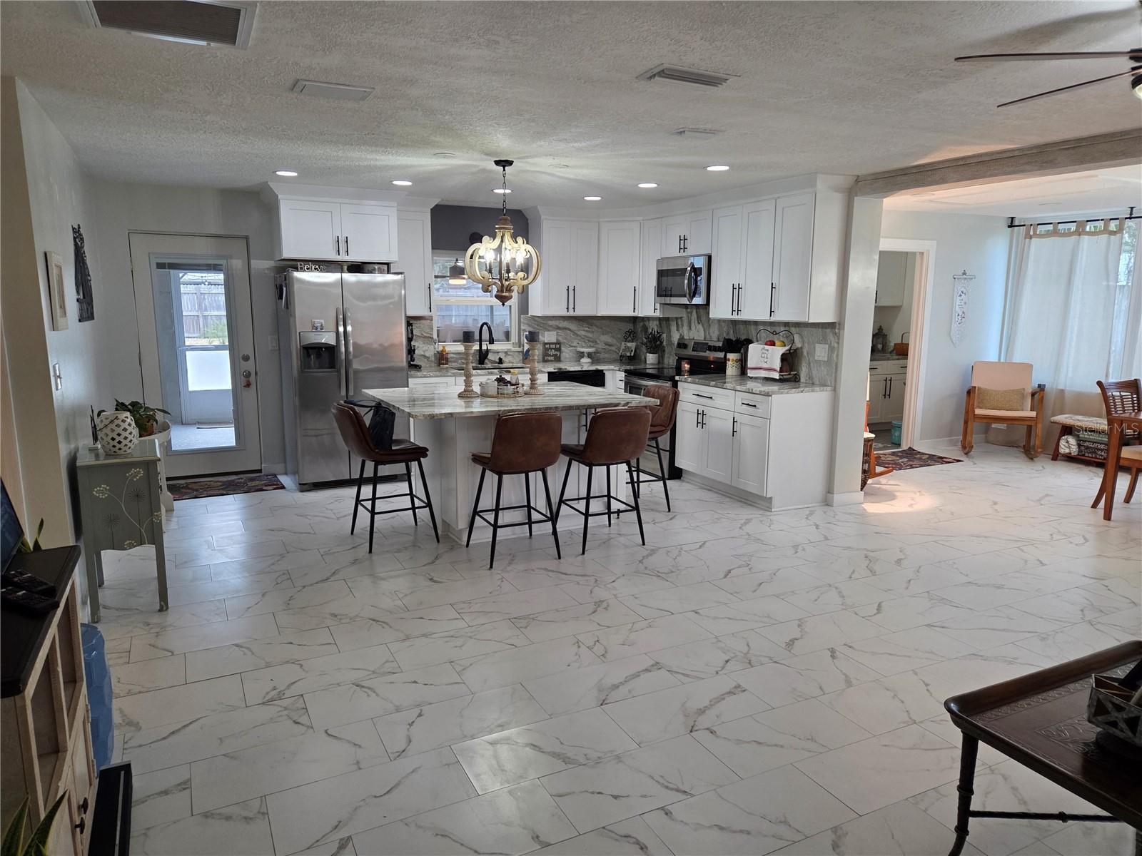 Image 9 of 56 For 6140 18th Avenue