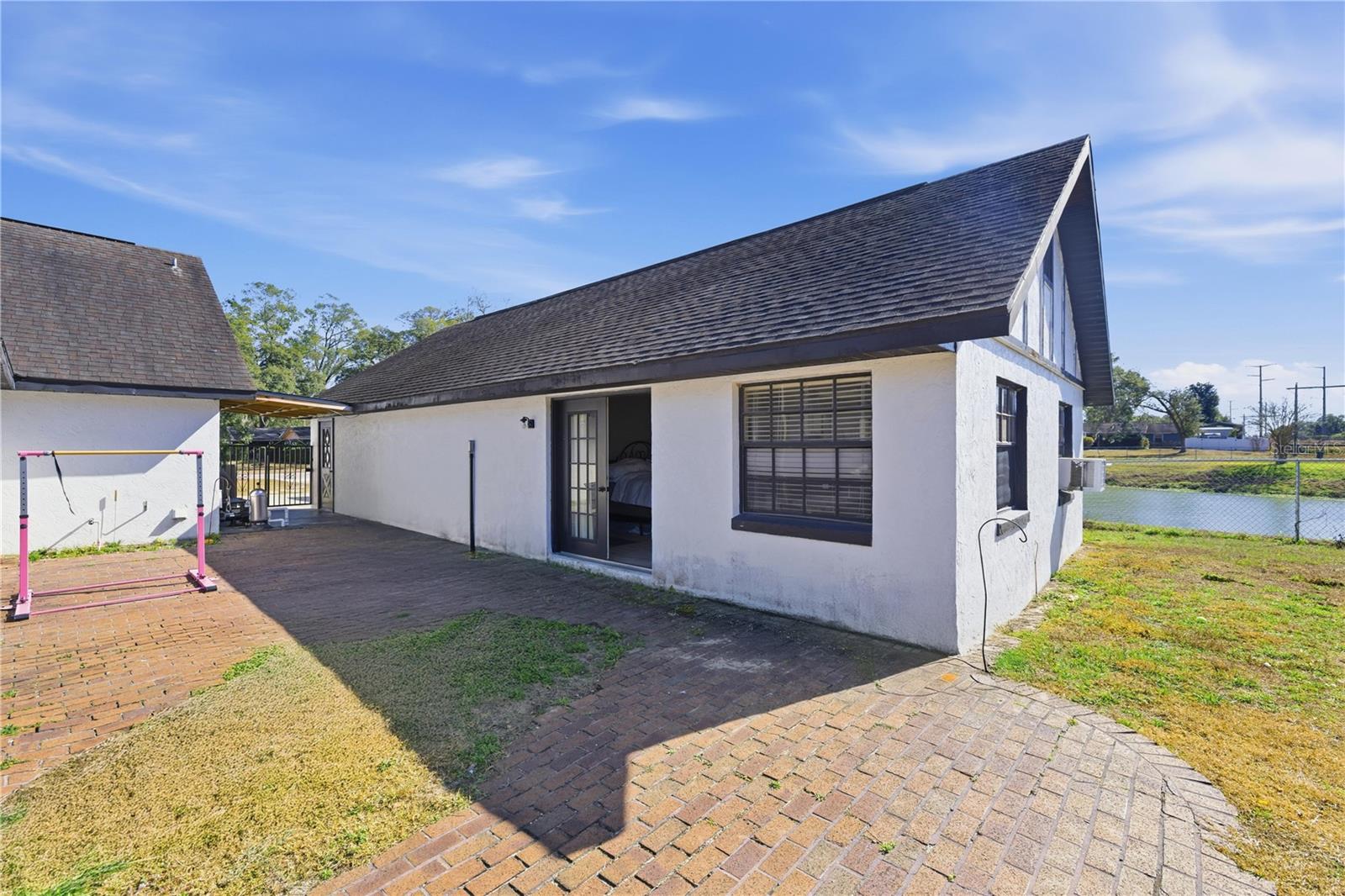 Image 24 of 39 For 1166 44th Avenue