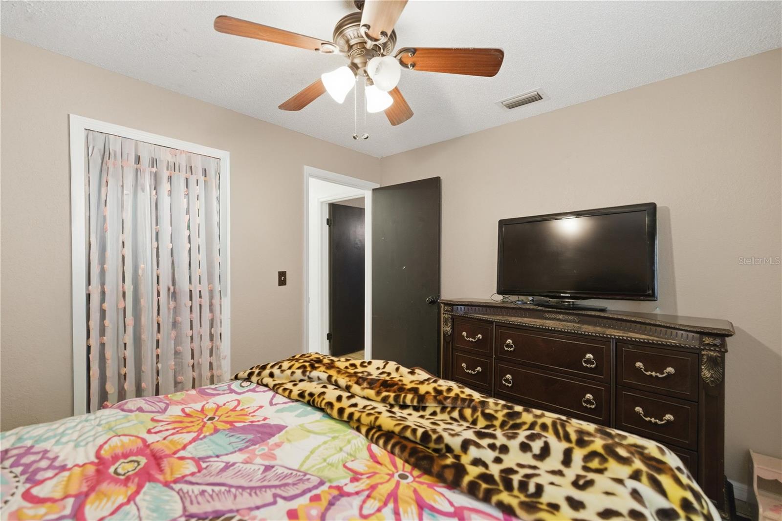 Image 34 of 39 For 1166 44th Avenue