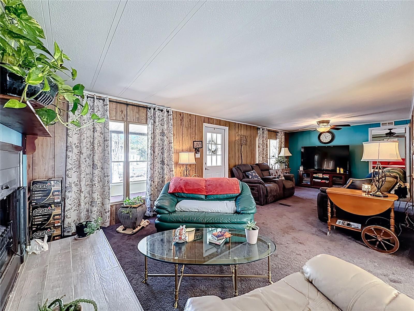 Image 16 of 57 For 2570 Mars Street