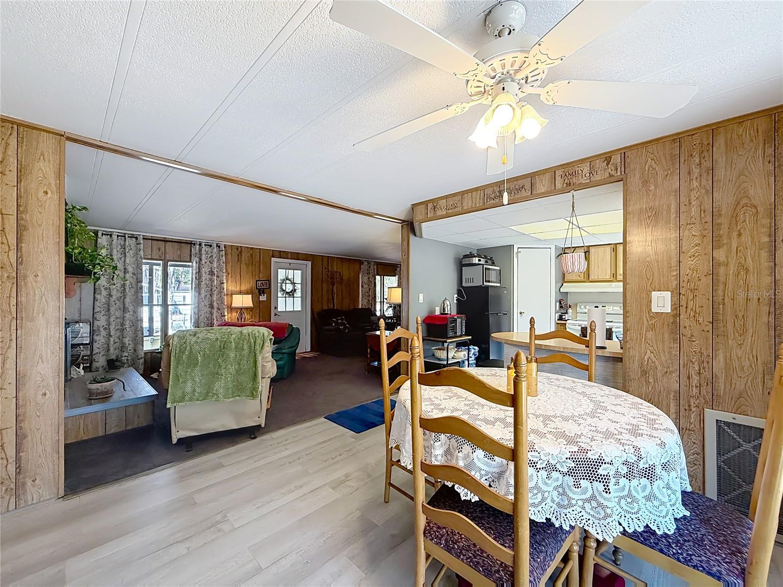 Image 19 of 57 For 2570 Mars Street