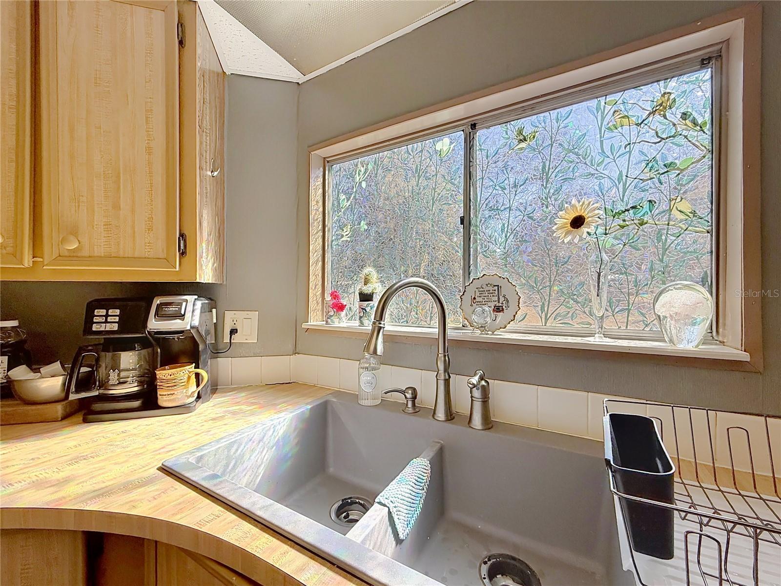 Image 22 of 57 For 2570 Mars Street