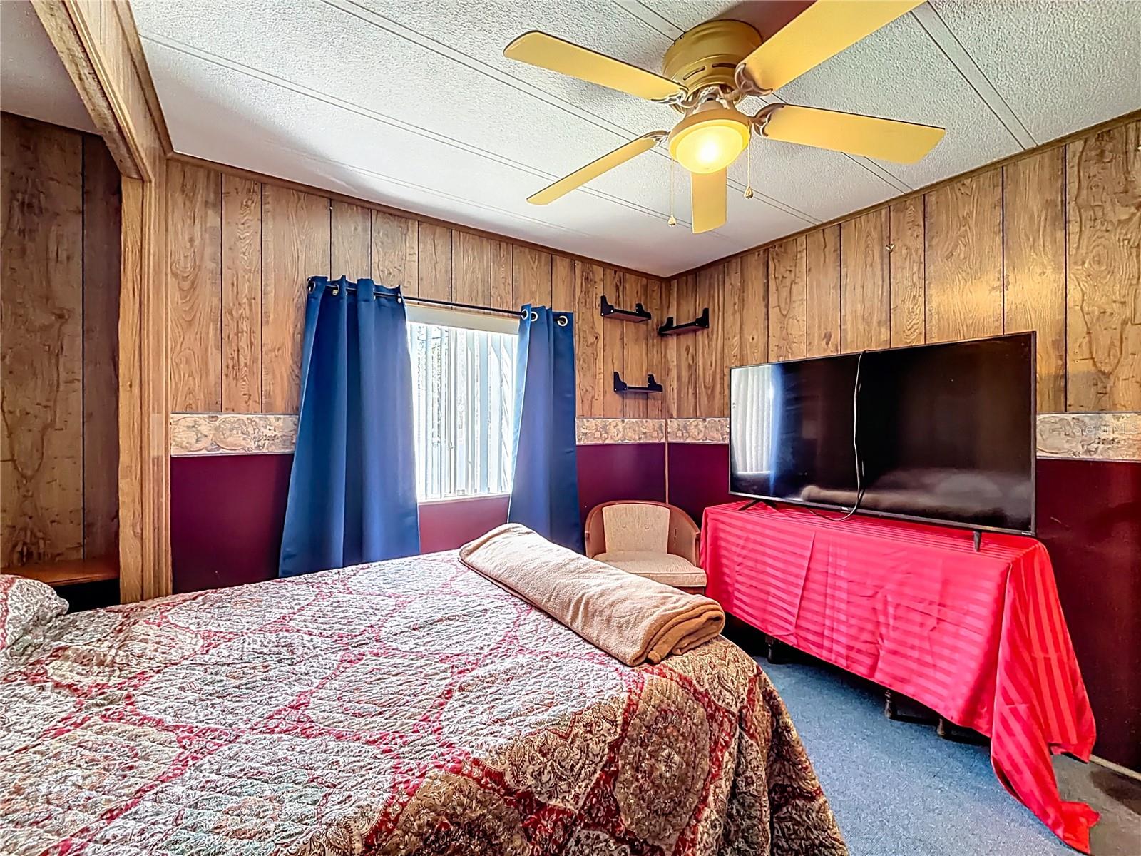 Image 26 of 57 For 2570 Mars Street