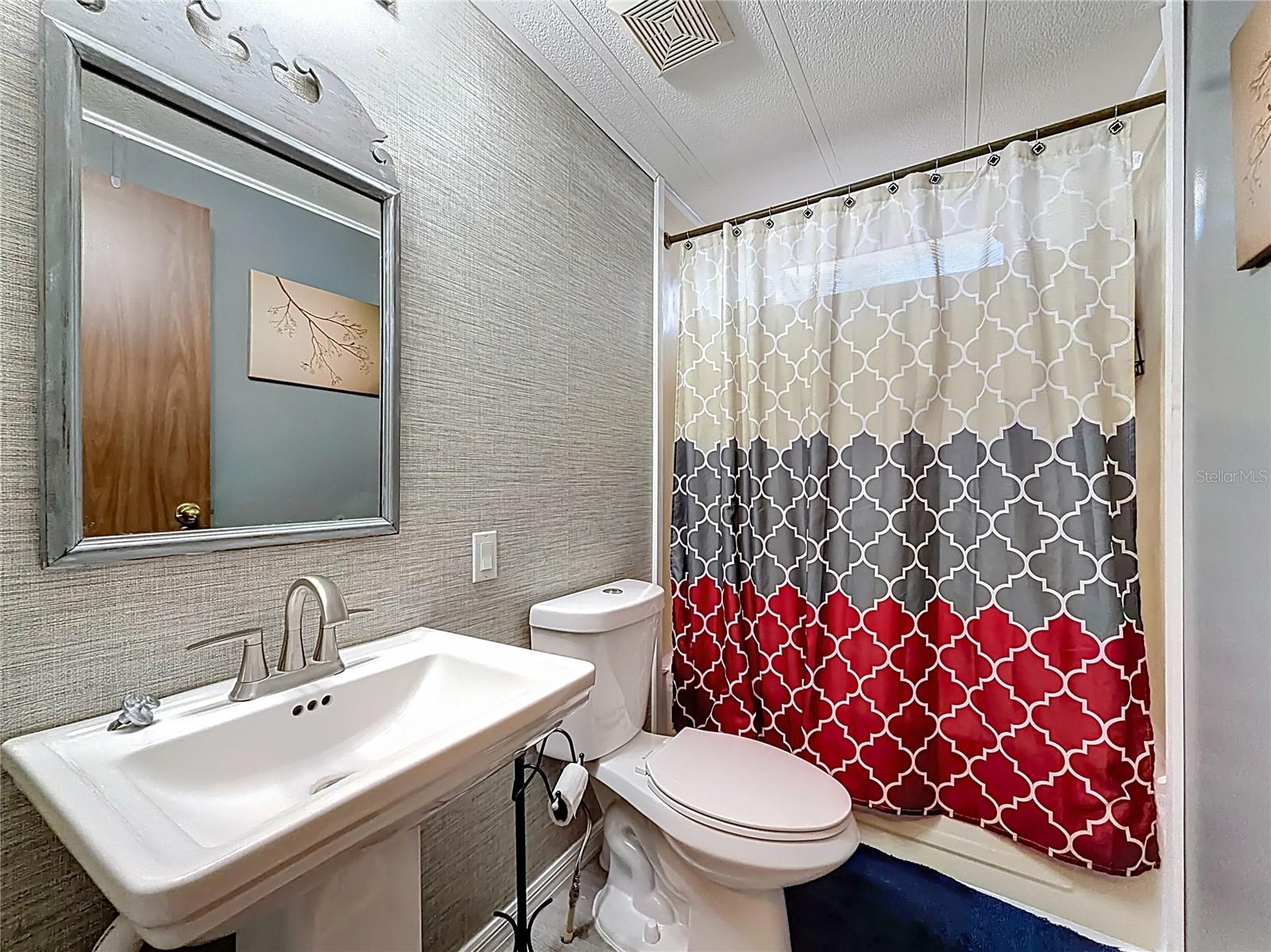 Image 28 of 57 For 2570 Mars Street