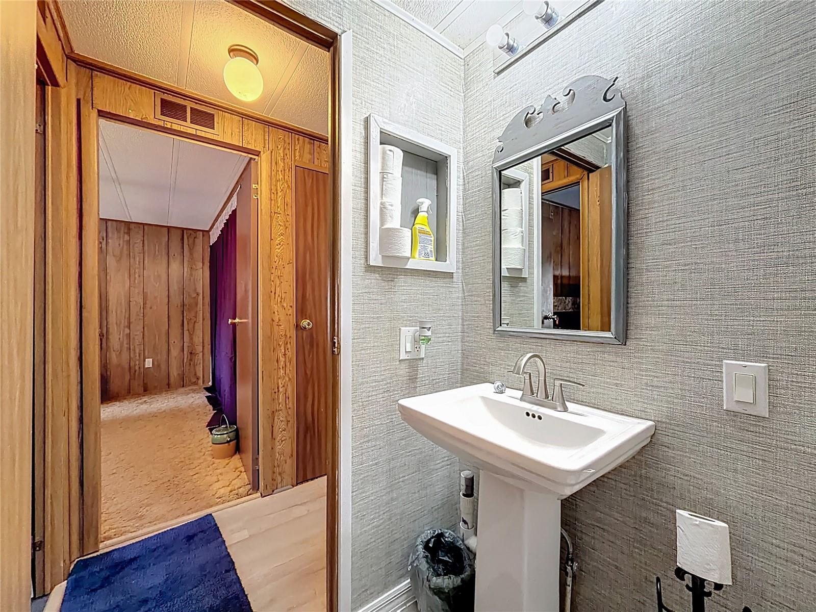 Image 29 of 57 For 2570 Mars Street