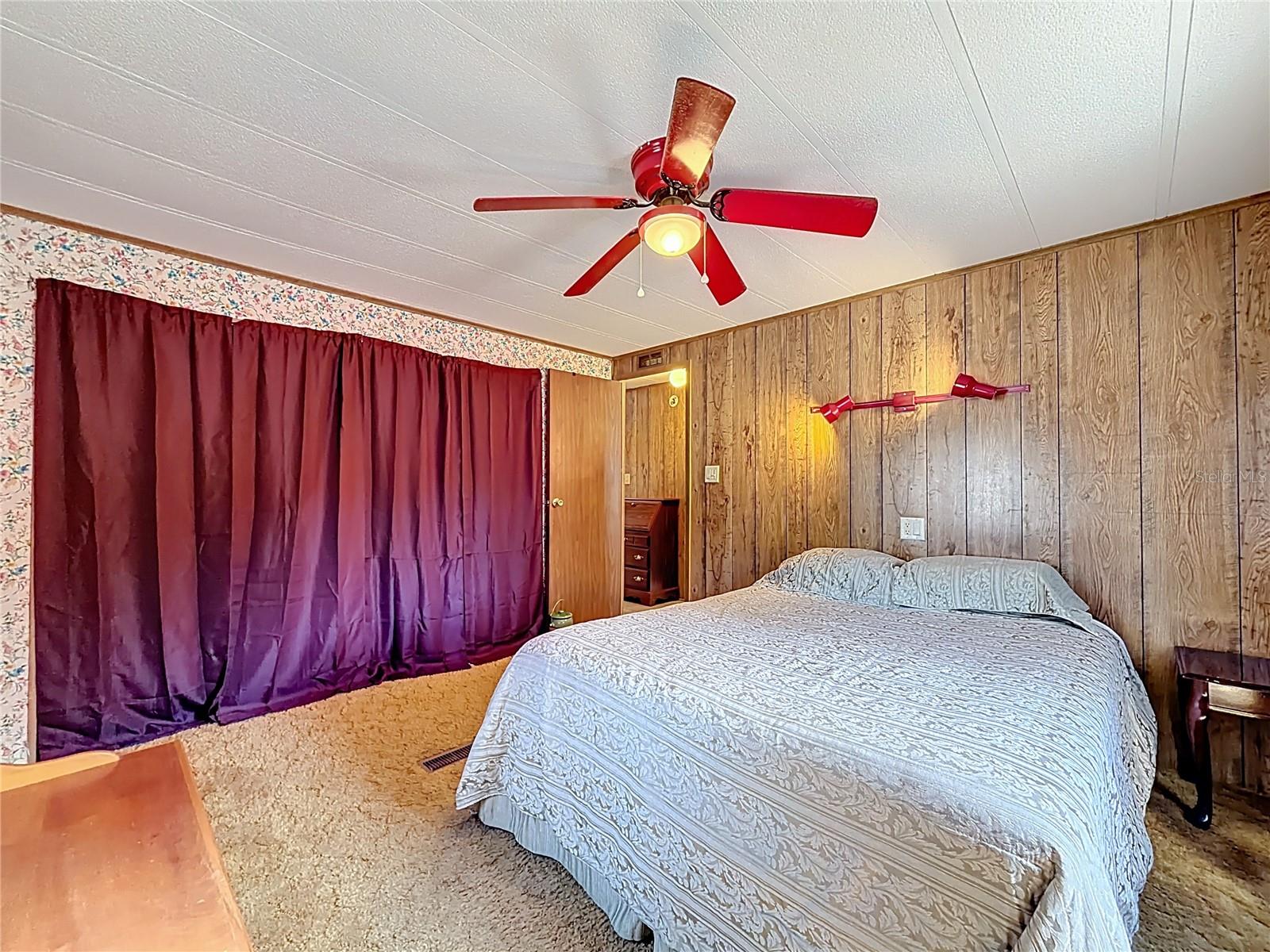 Image 31 of 57 For 2570 Mars Street