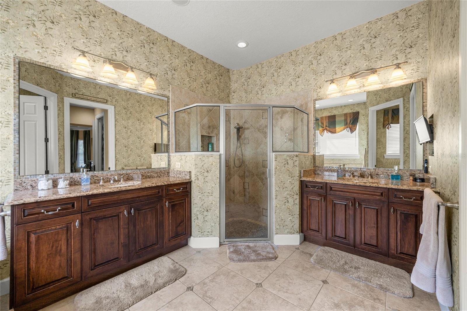 Image 20 of 45 For 17819 61st Lane Road