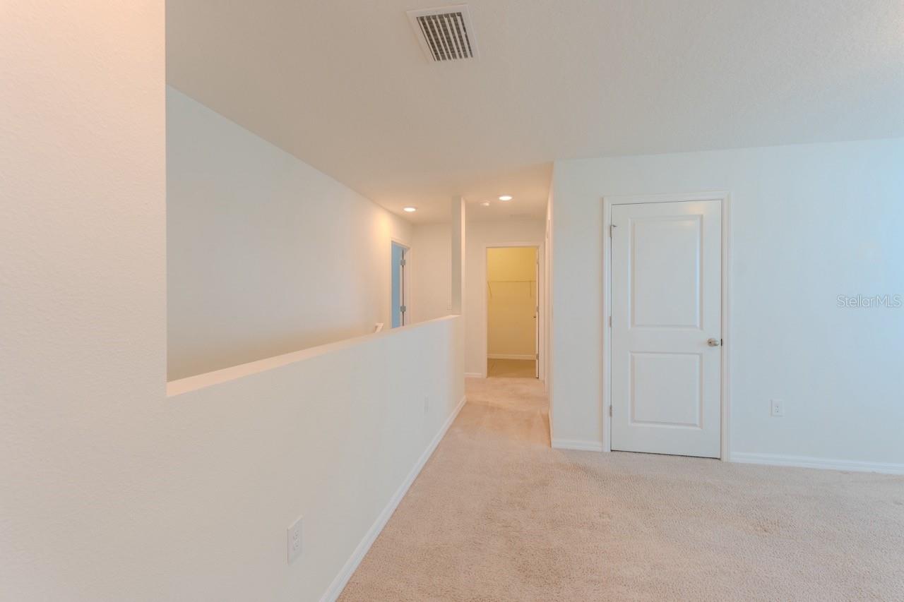 Image 13 of 37 For 2942 46th Avenue