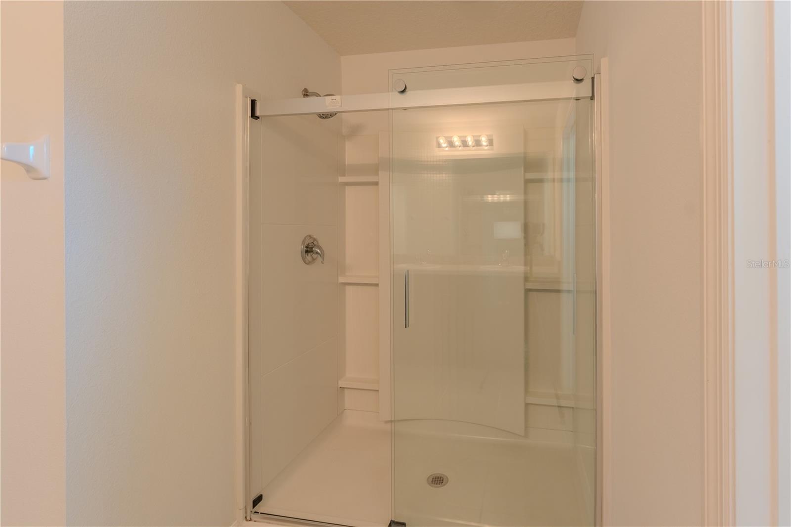 Image 20 of 37 For 2942 46th Avenue