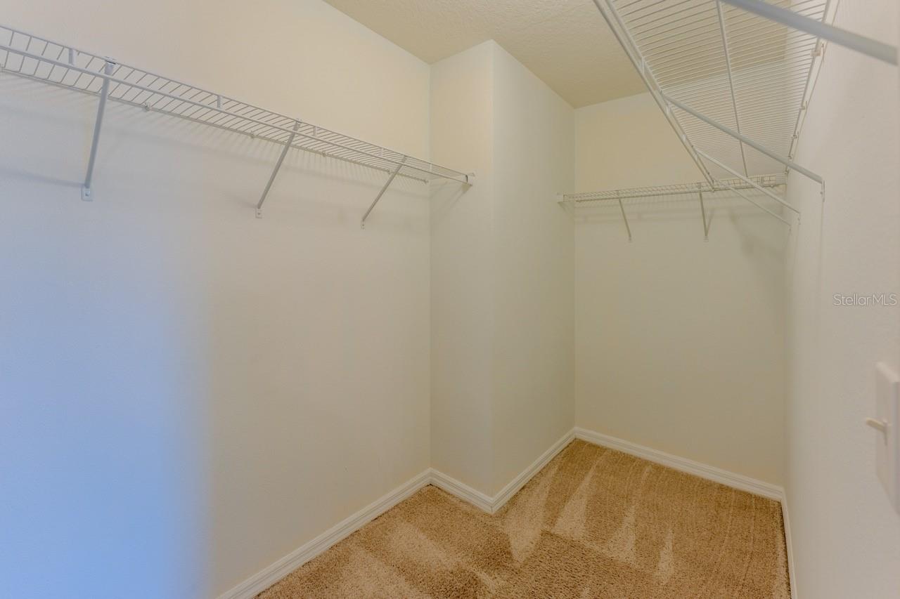 Image 21 of 37 For 2942 46th Avenue