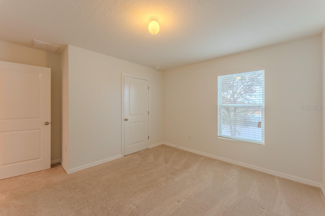 Image 24 of 37 For 2942 46th Avenue