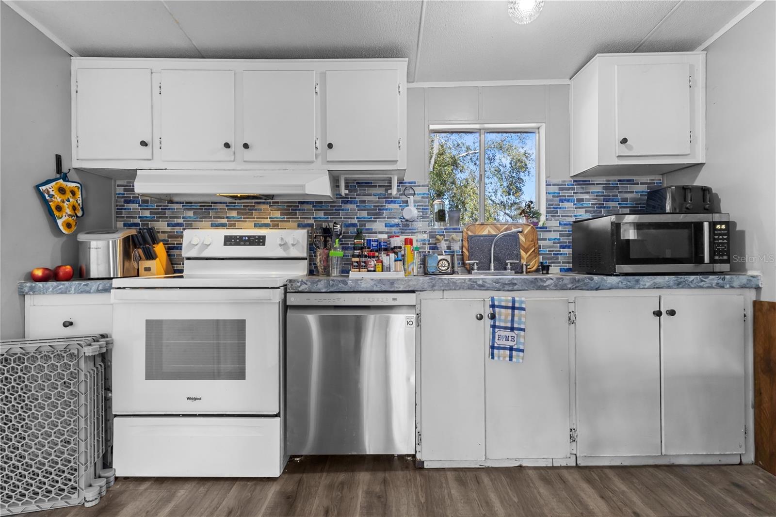 Image 9 of 26 For 1650 Lyman Hendry Road 2