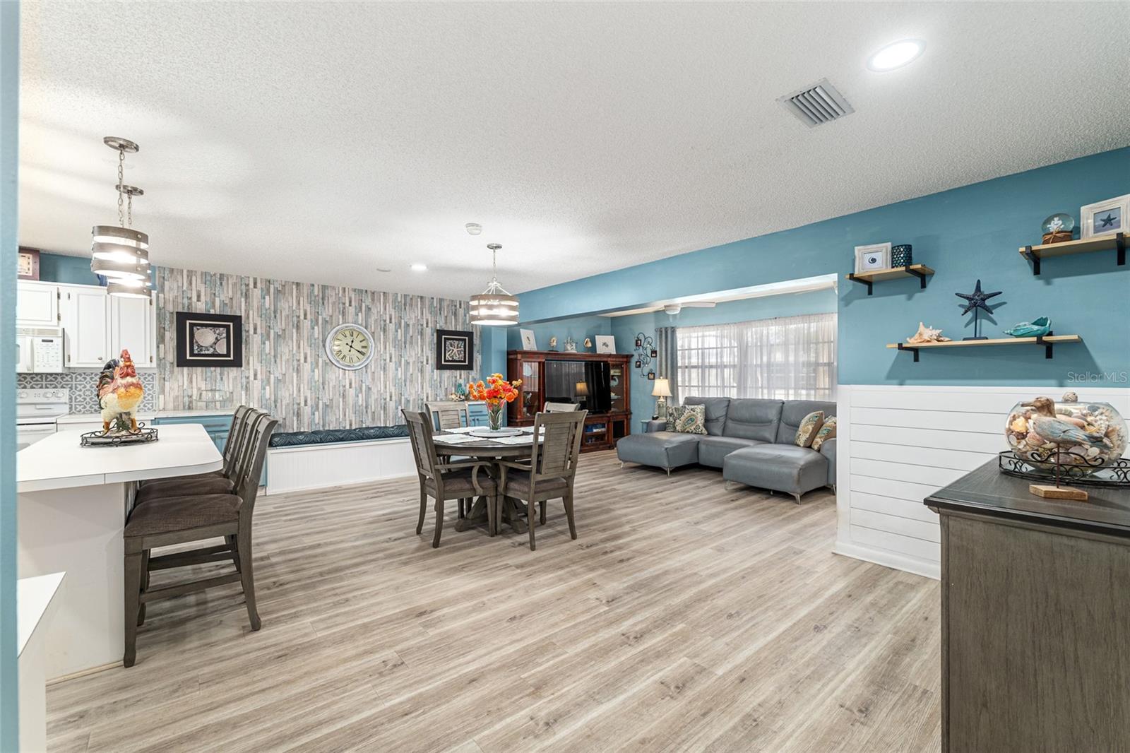 Image 20 of 62 For 8711 92nd Place D