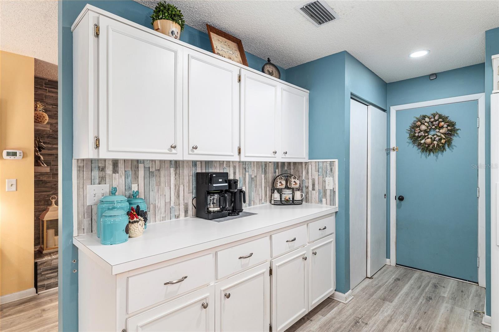 Image 30 of 62 For 8711 92nd Place D