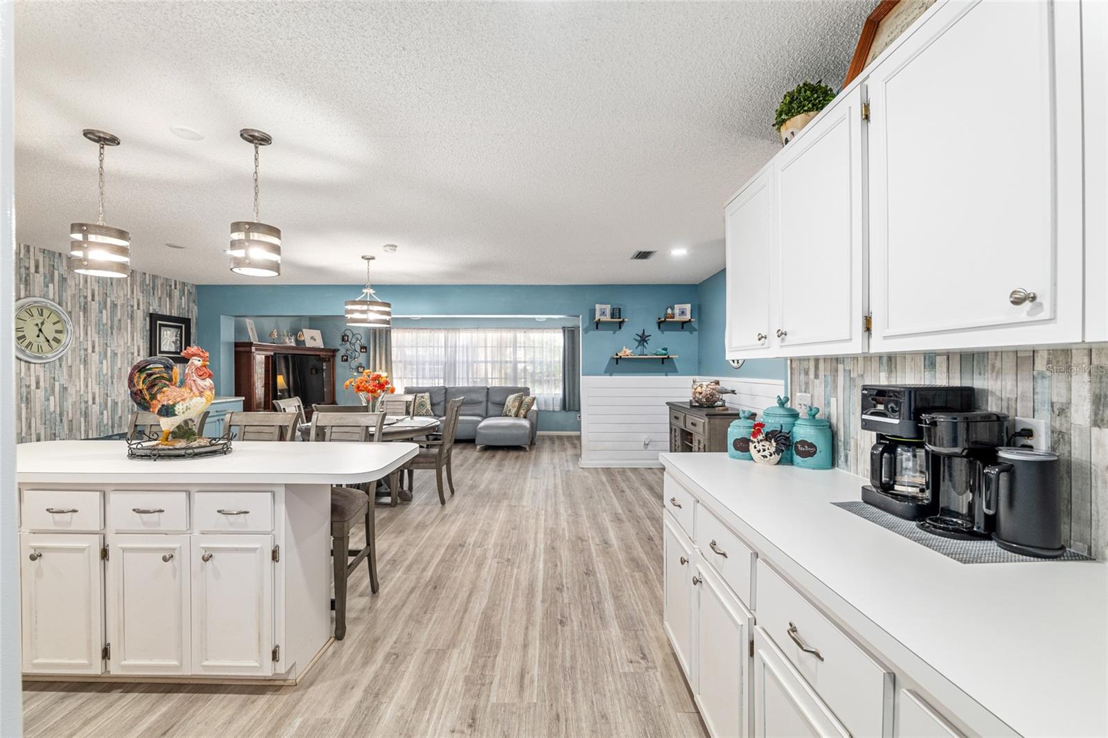 Image 31 of 62 For 8711 92nd Place D