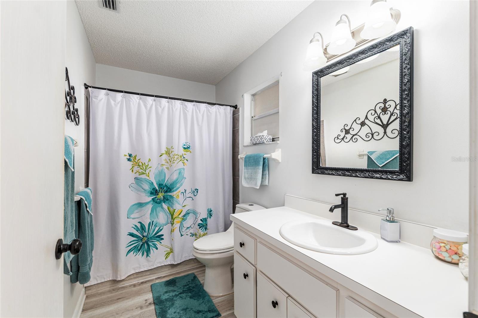 Image 45 of 62 For 8711 92nd Place D