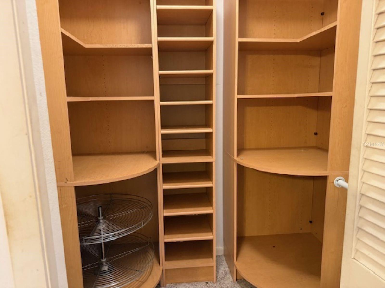 Image 11 of 15 For 2940 Brown Point