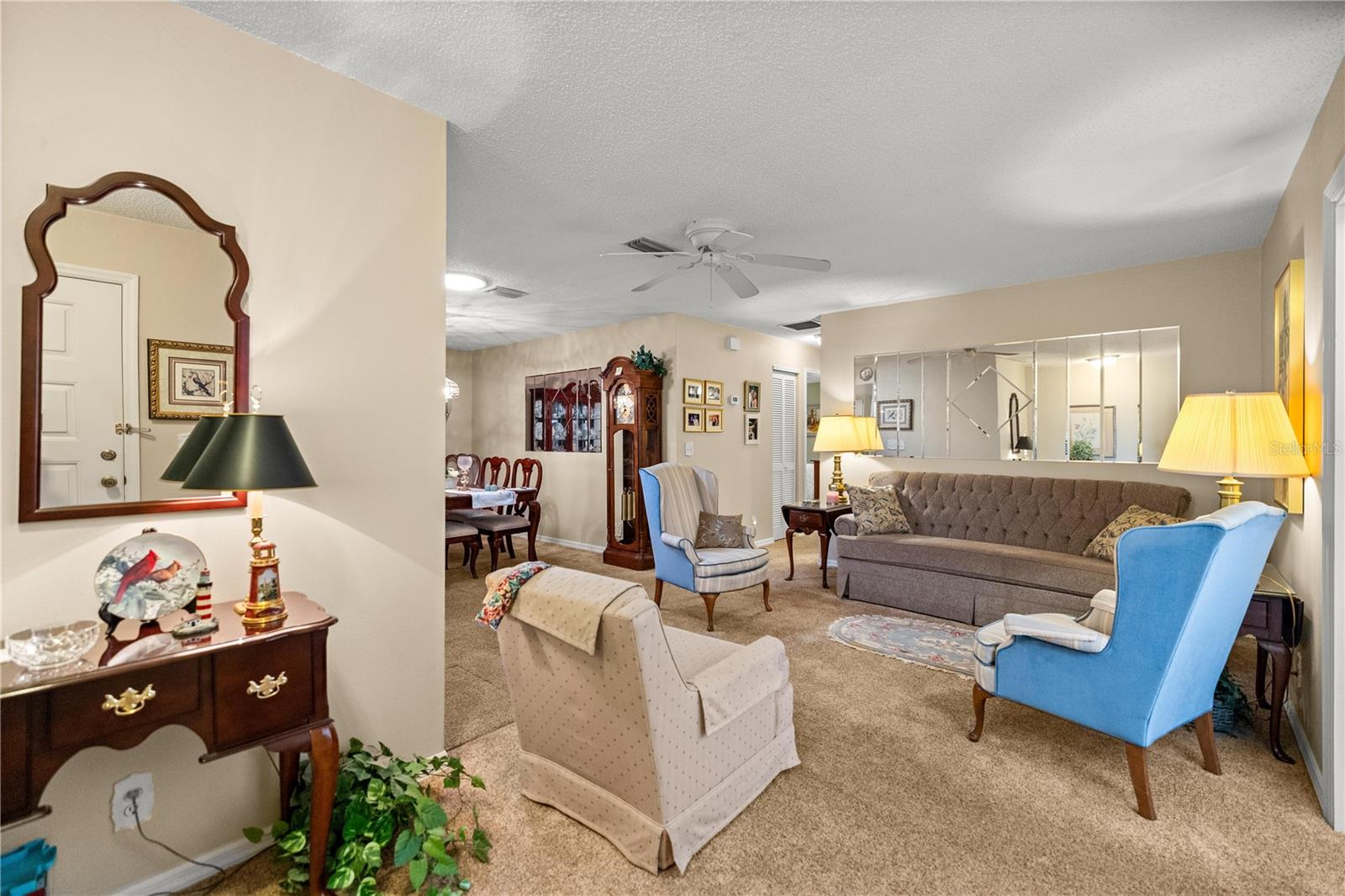 Image 11 of 33 For 3800 Silver Springs Boulevard 10