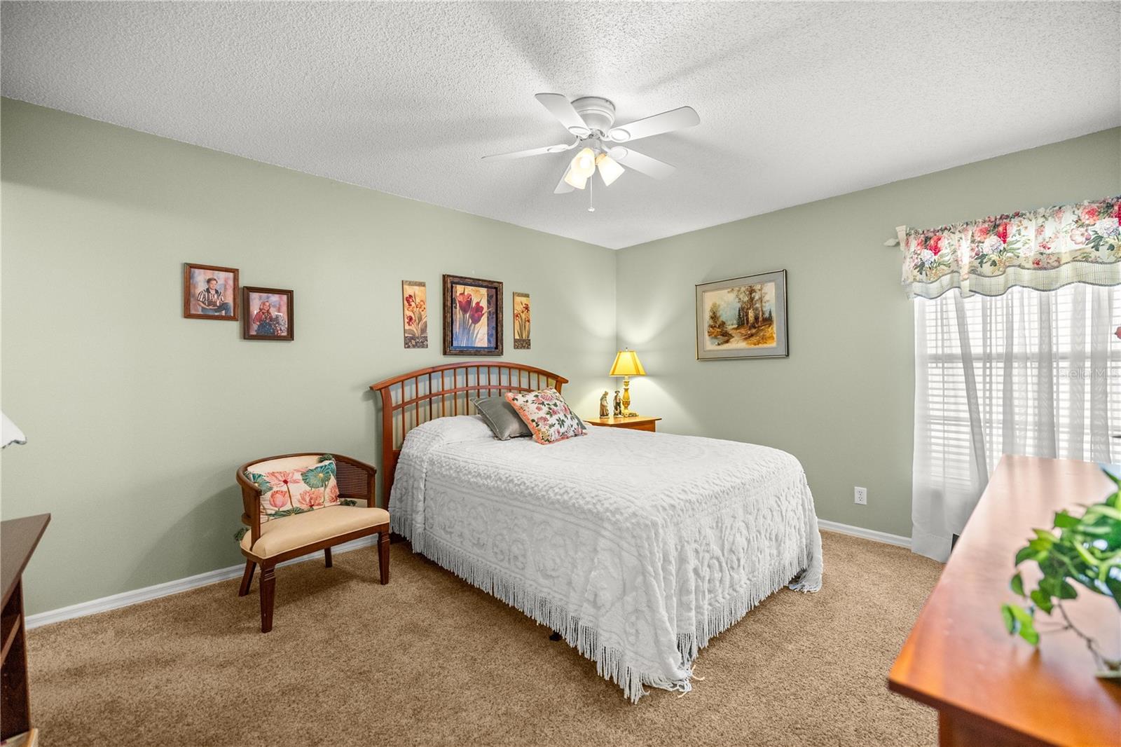 Image 17 of 33 For 3800 Silver Springs Boulevard 10